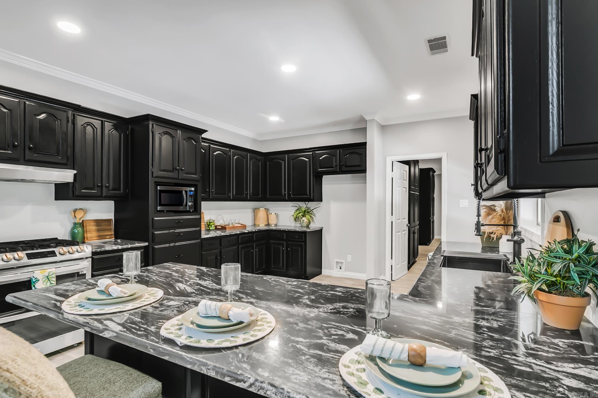 WINDSONG ESTATES - Residential