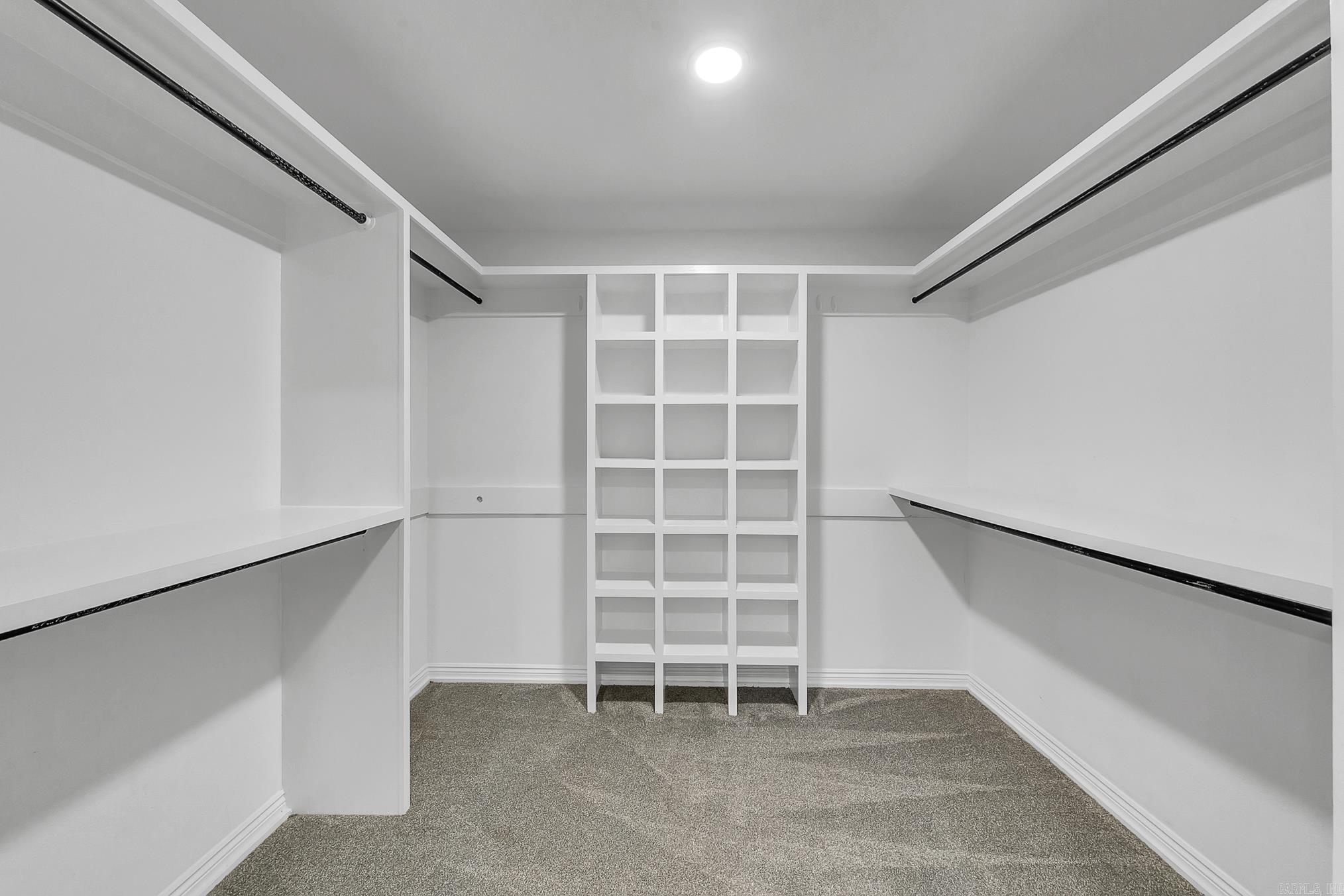 WINDSONG ESTATES - Residential