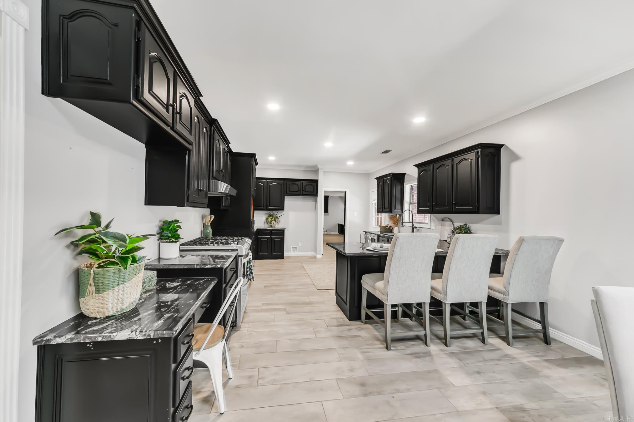 WINDSONG ESTATES - Residential