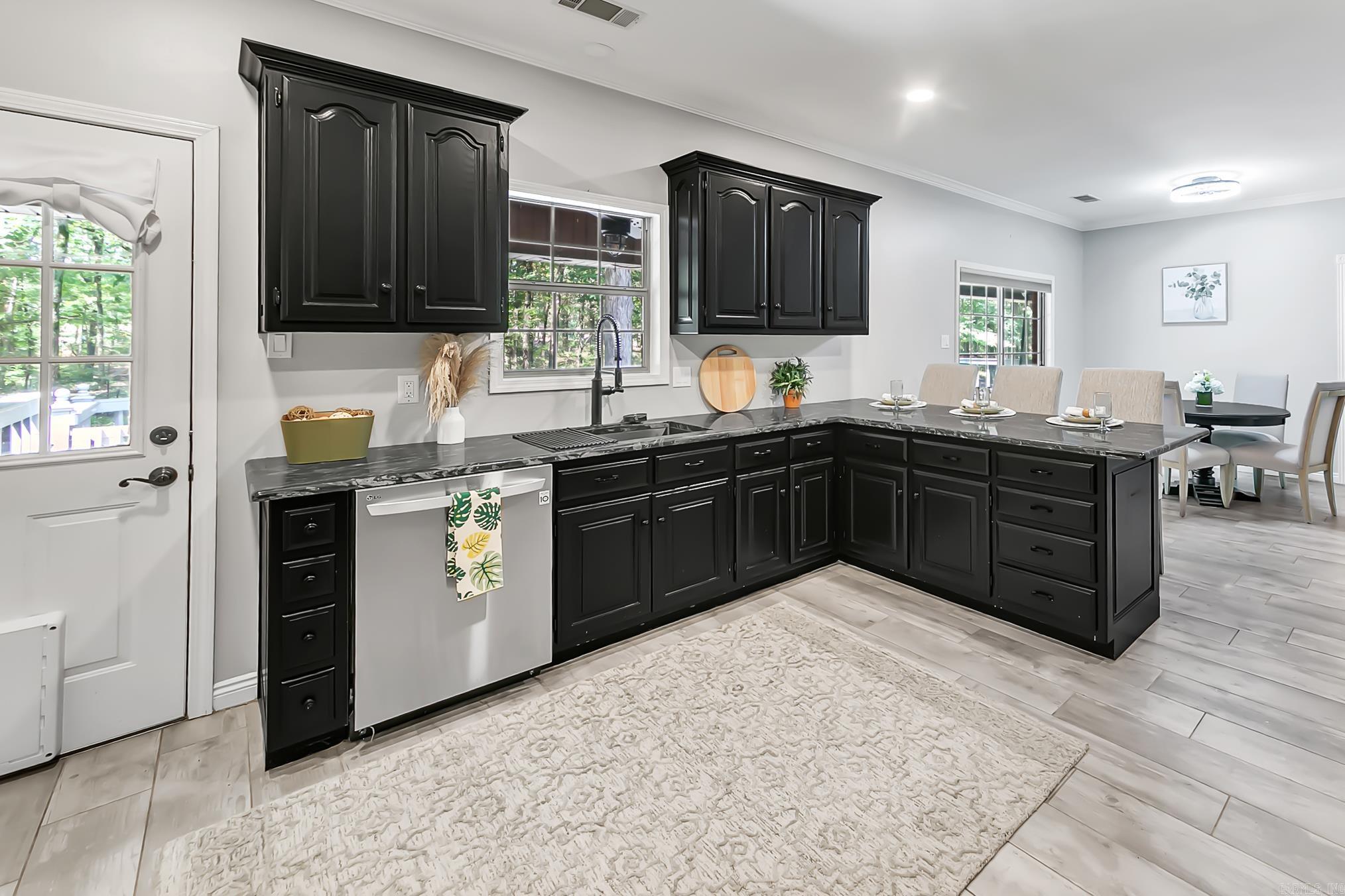 WINDSONG ESTATES - Residential