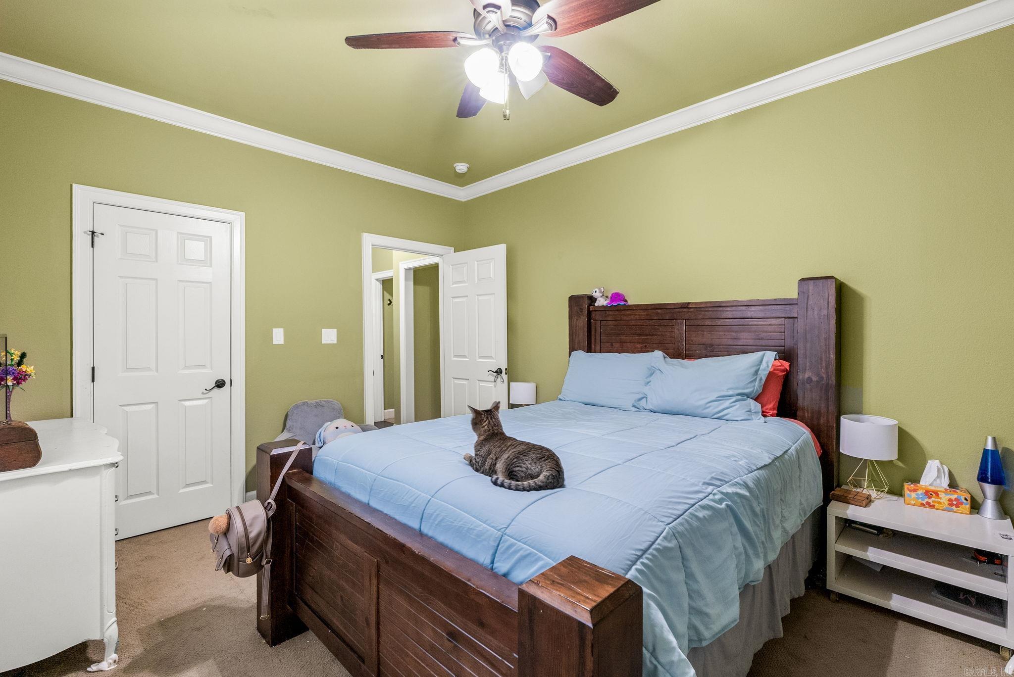 WOODLANDS EDGE - Residential