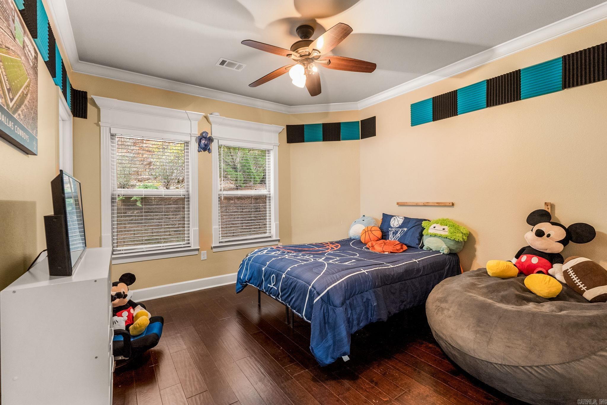 WOODLANDS EDGE - Residential