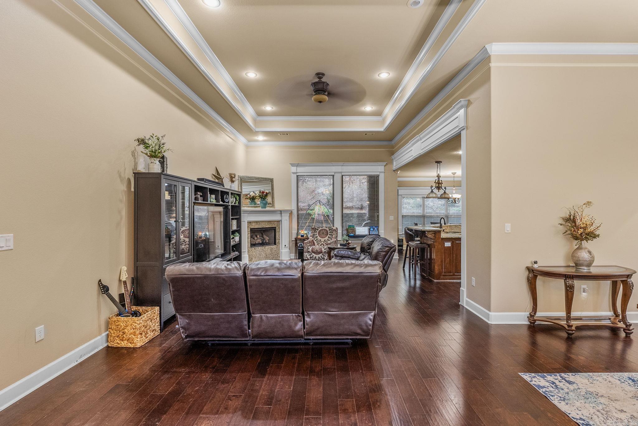 WOODLANDS EDGE - Residential