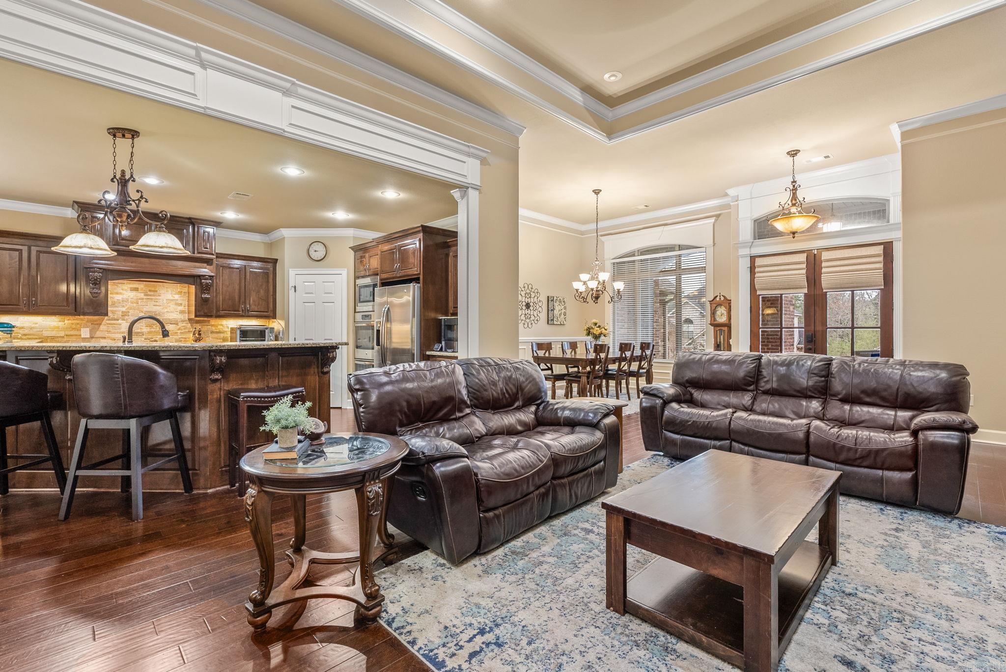 WOODLANDS EDGE - Residential