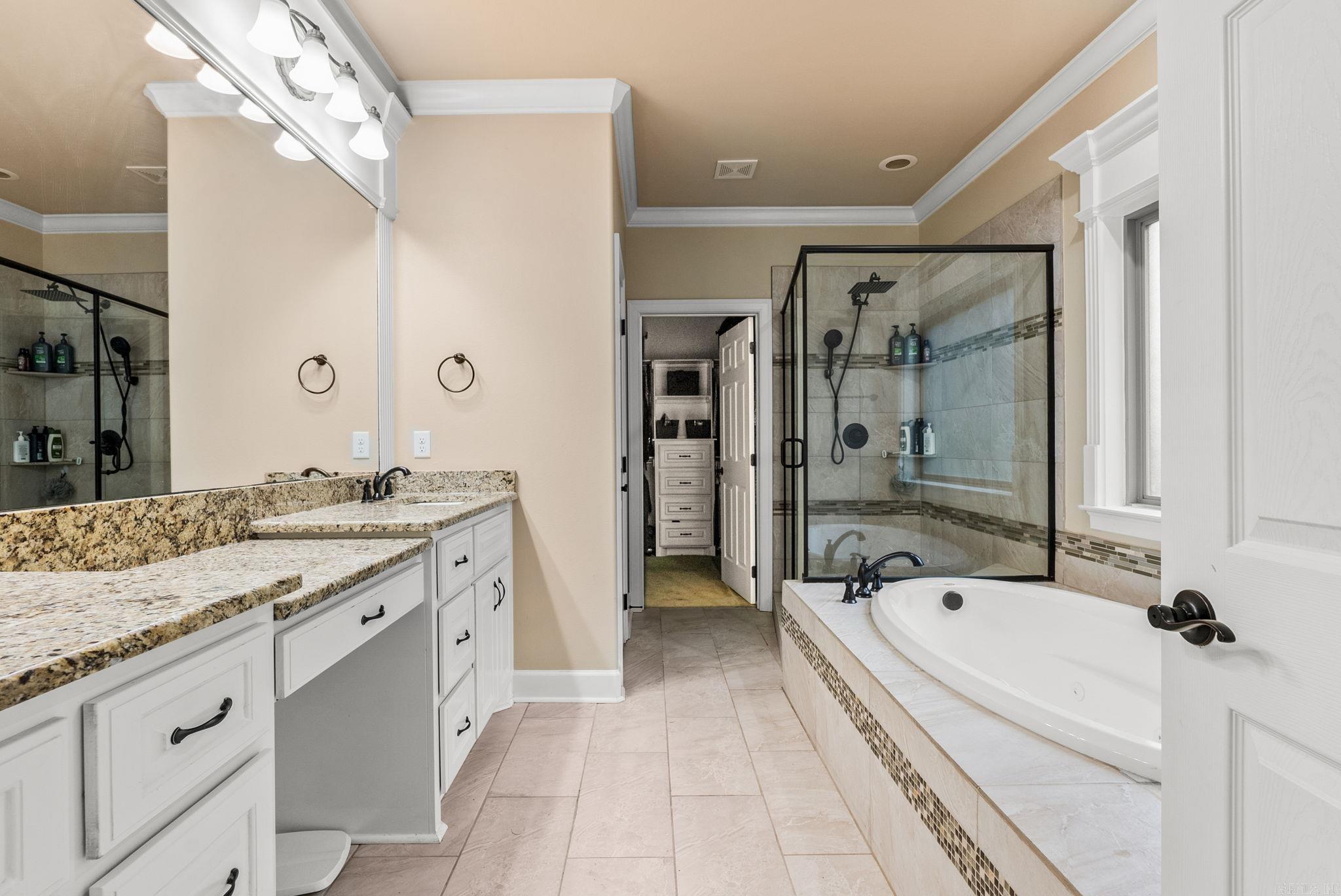 WOODLANDS EDGE - Residential