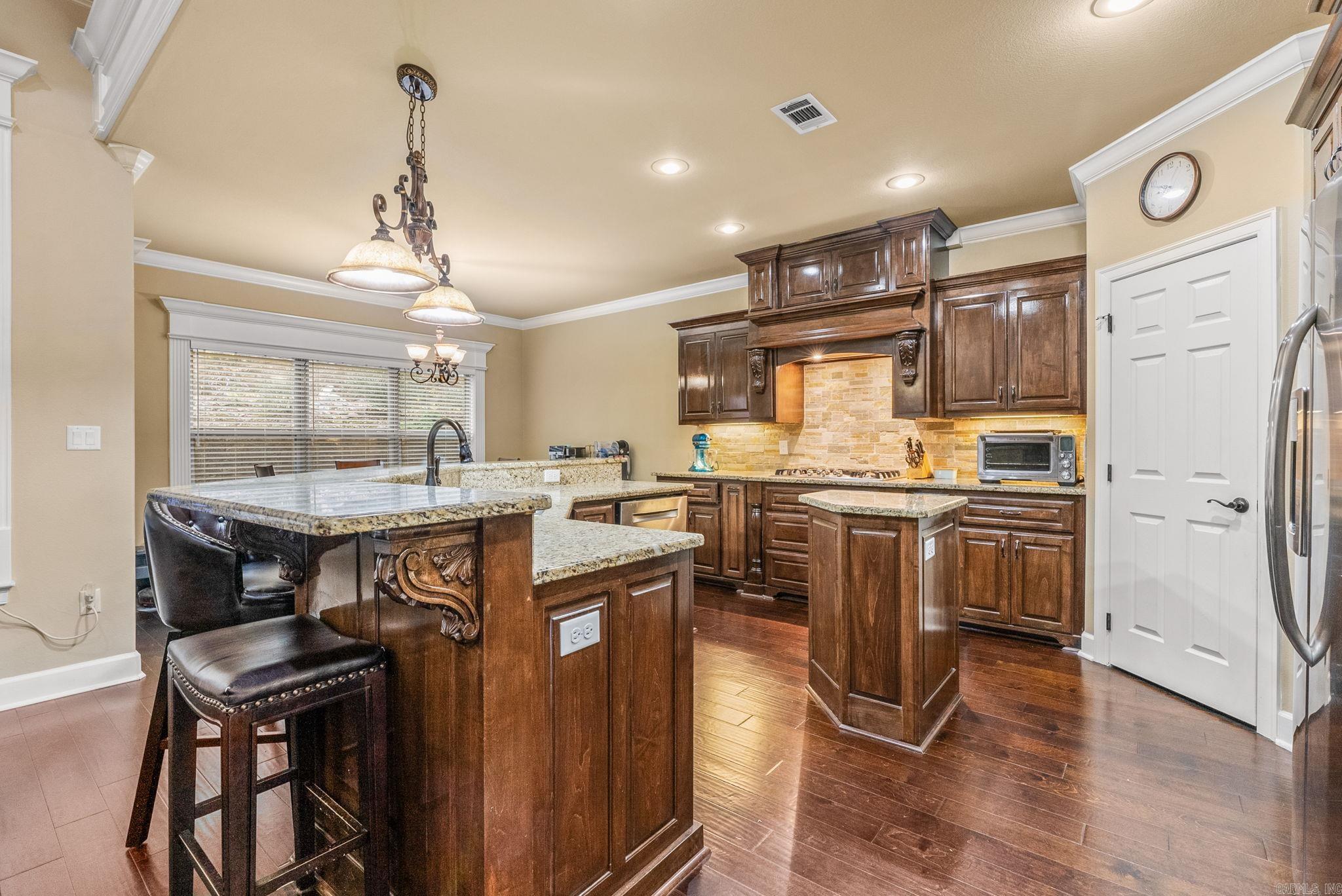 WOODLANDS EDGE - Residential