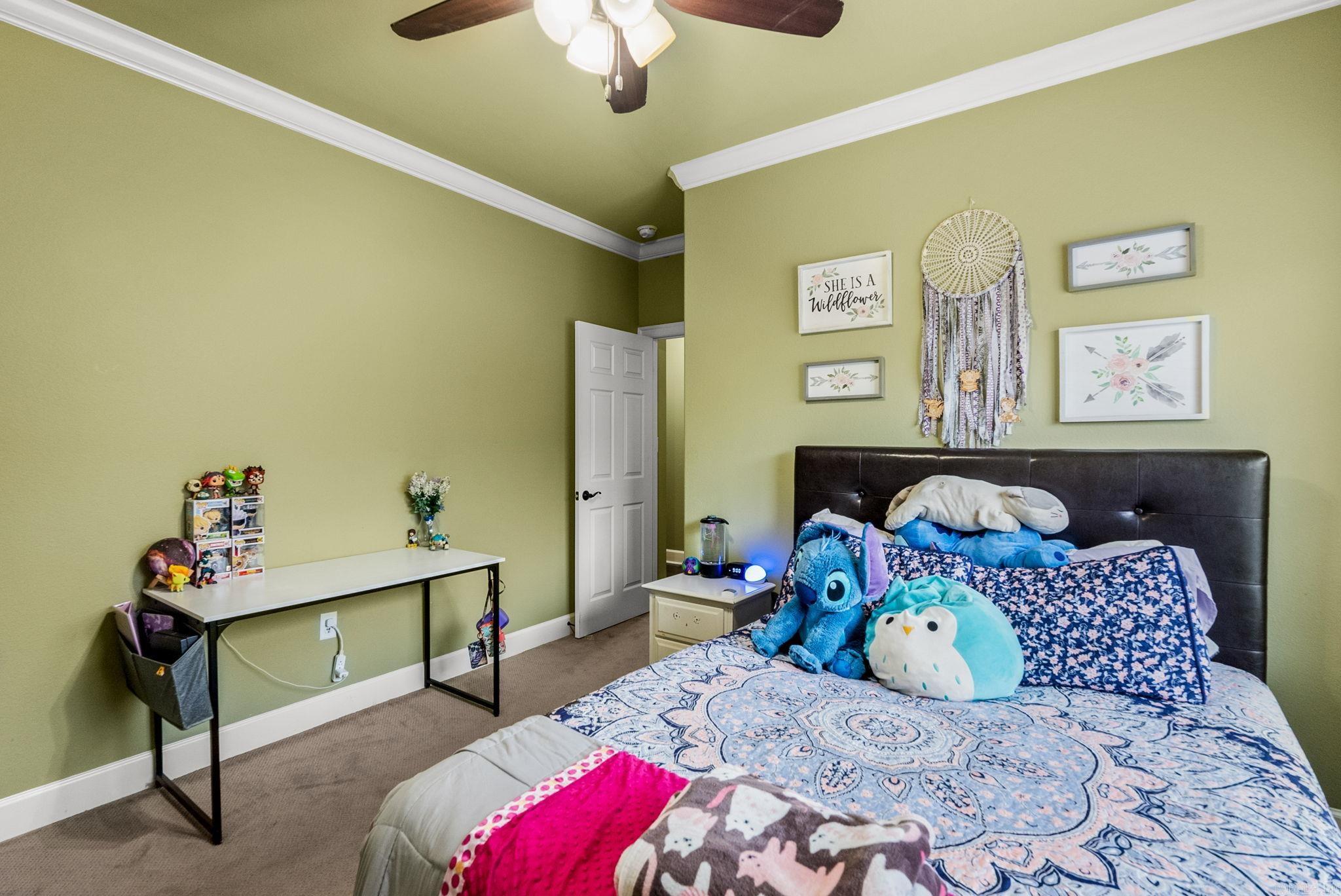 WOODLANDS EDGE - Residential