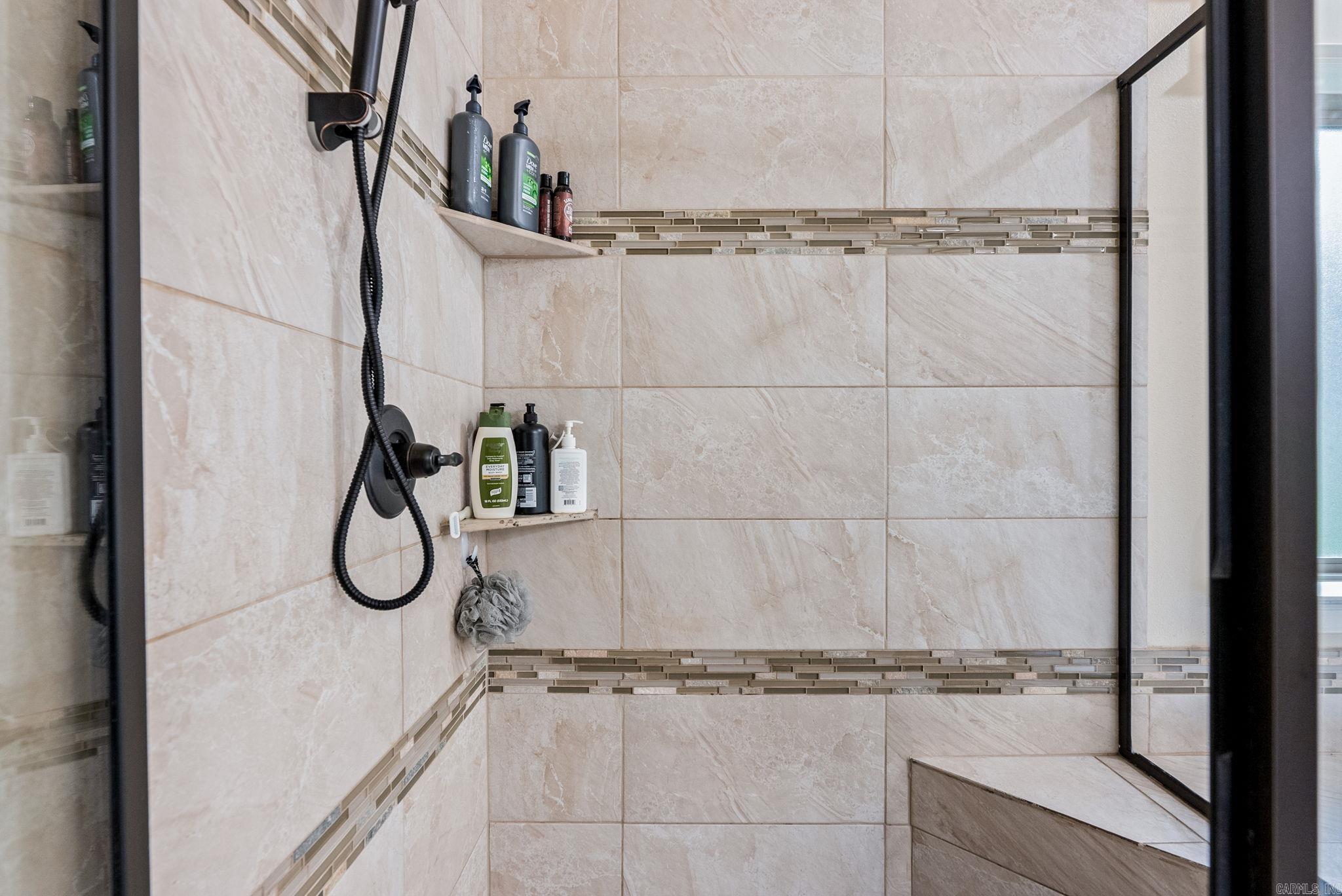 WOODLANDS EDGE - Residential