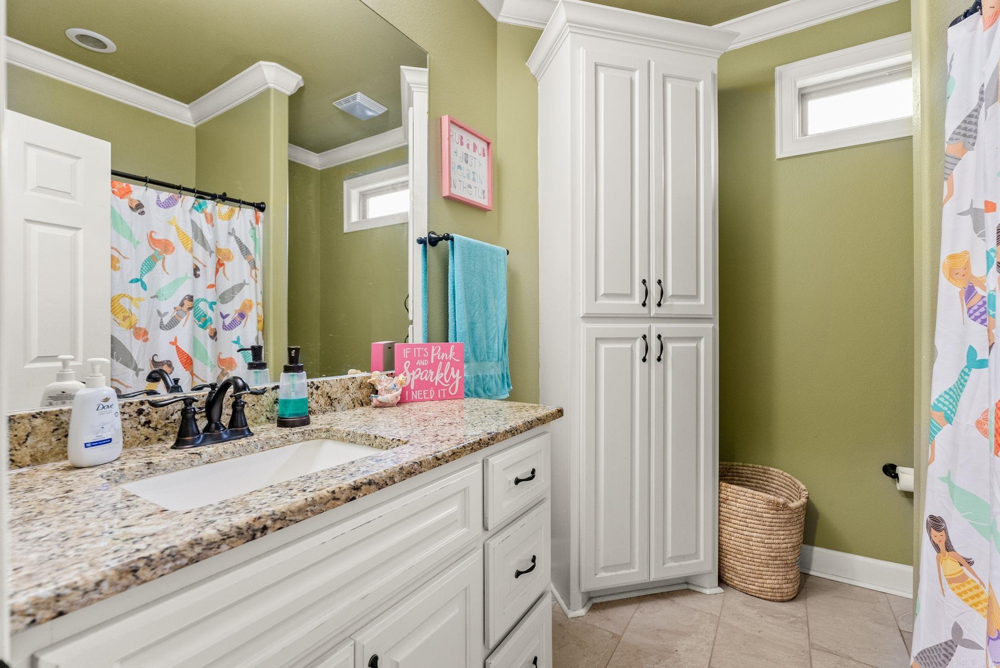 WOODLANDS EDGE - Residential