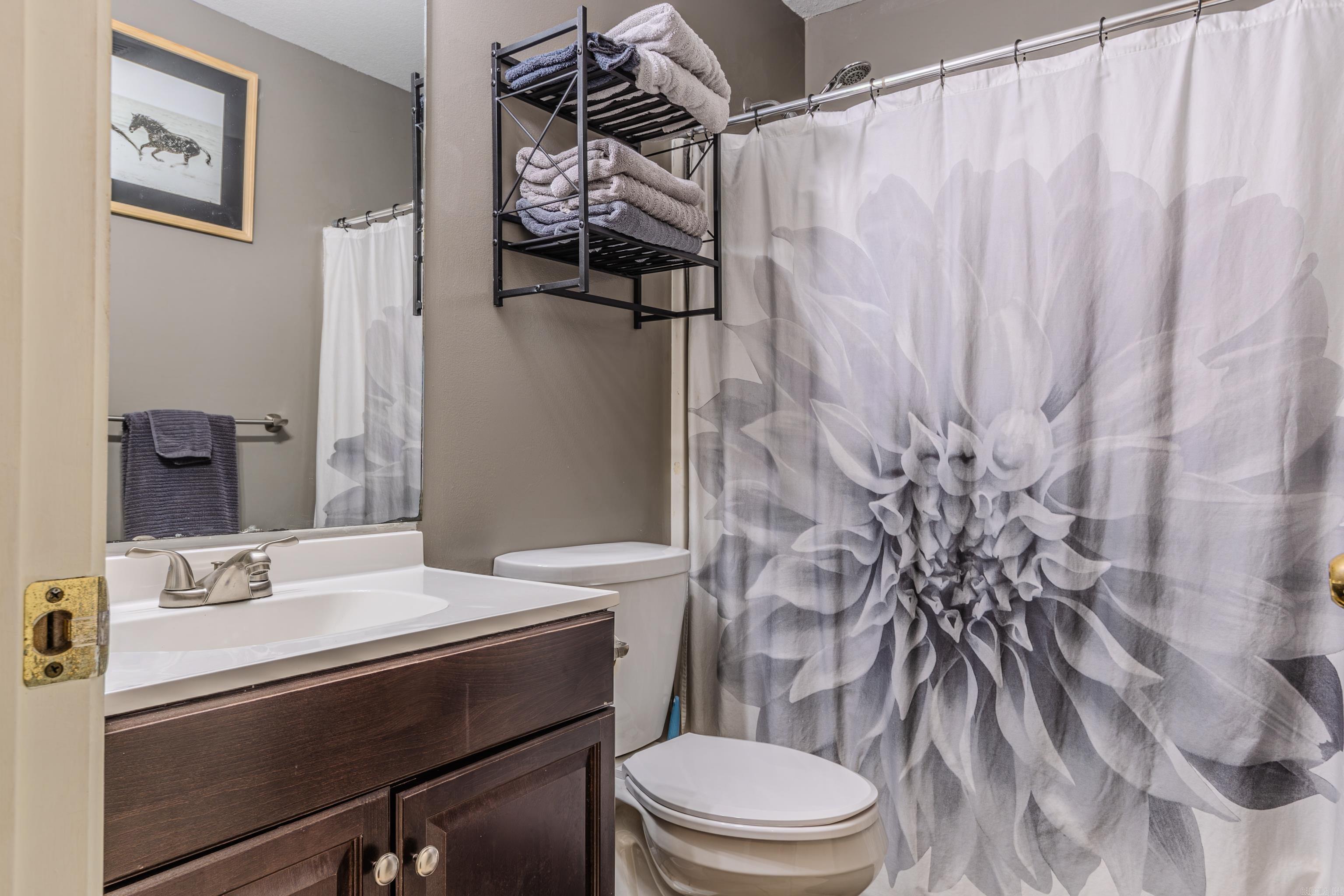 BABE THIEL - Residential