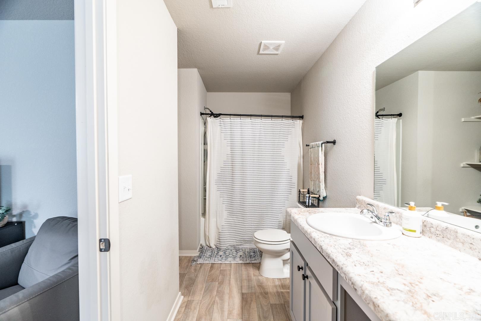 BELL VALLEY - Residential