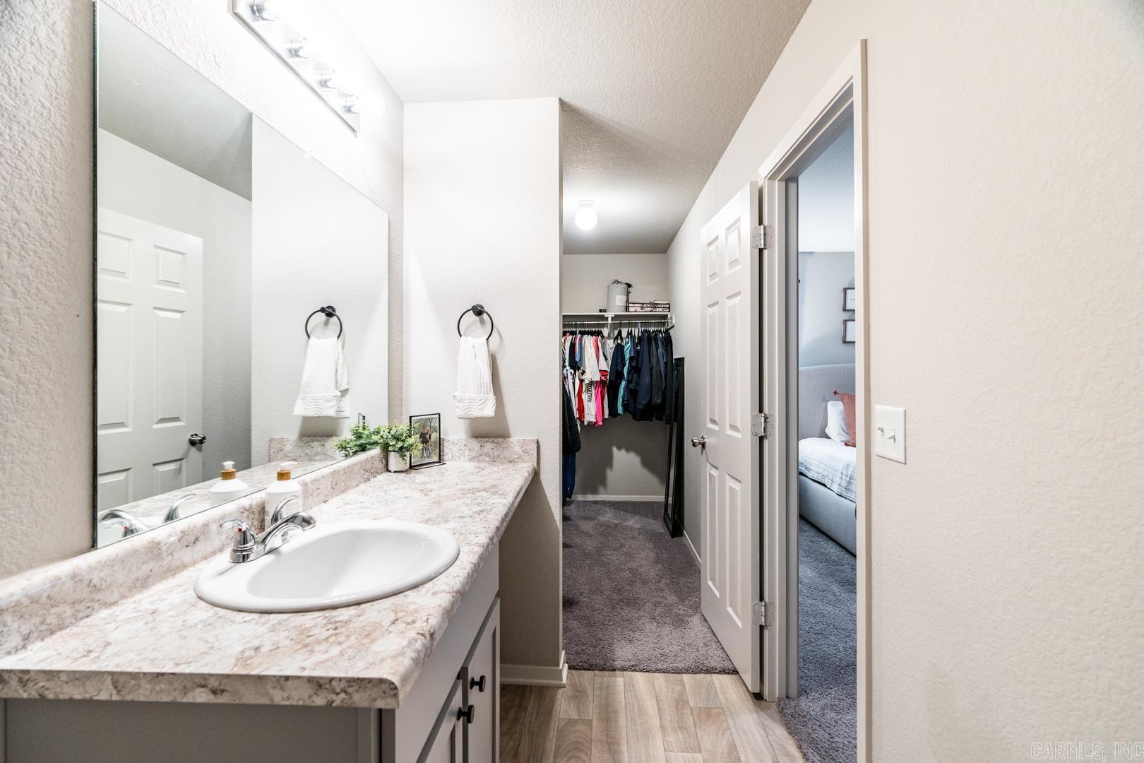 BELL VALLEY - Residential