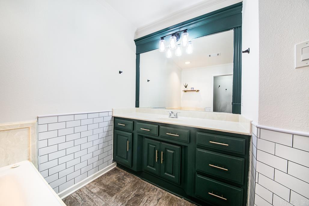 WOODBRIDGE - Residential