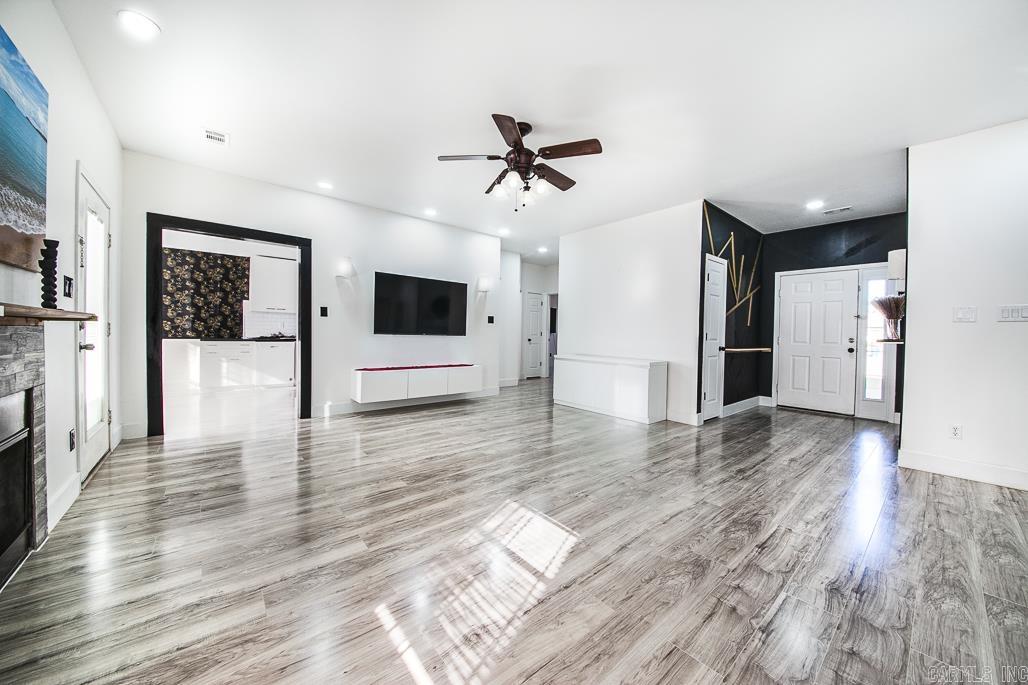 WOODBRIDGE - Residential