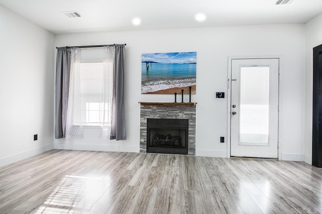 WOODBRIDGE - Residential