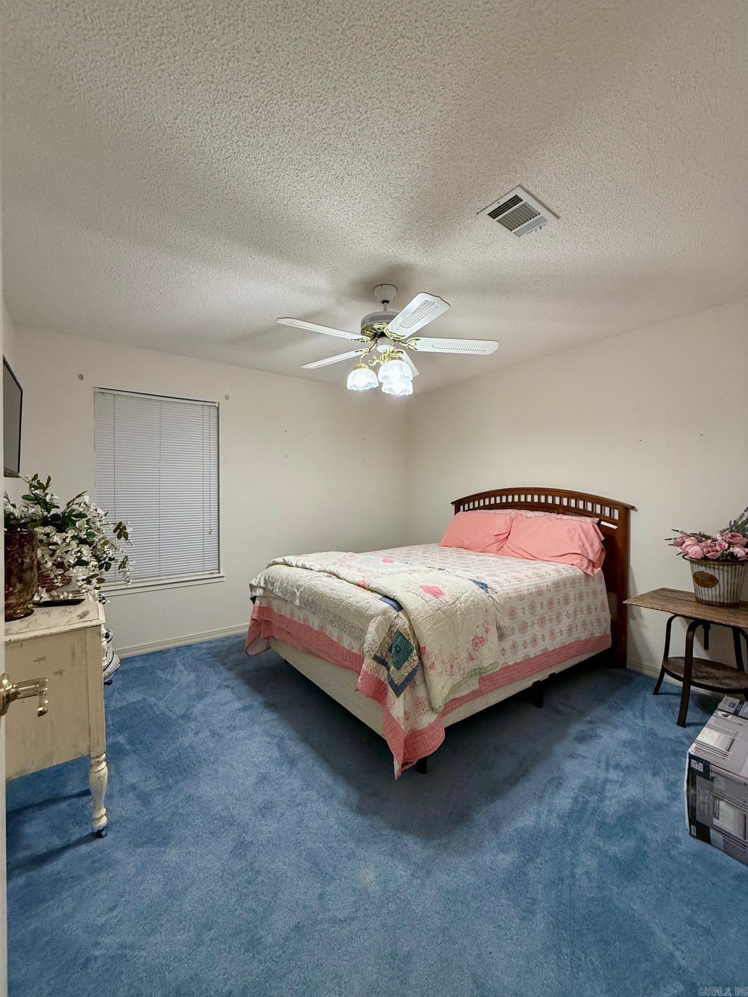 LAKEWOOD ESTATES - Residential