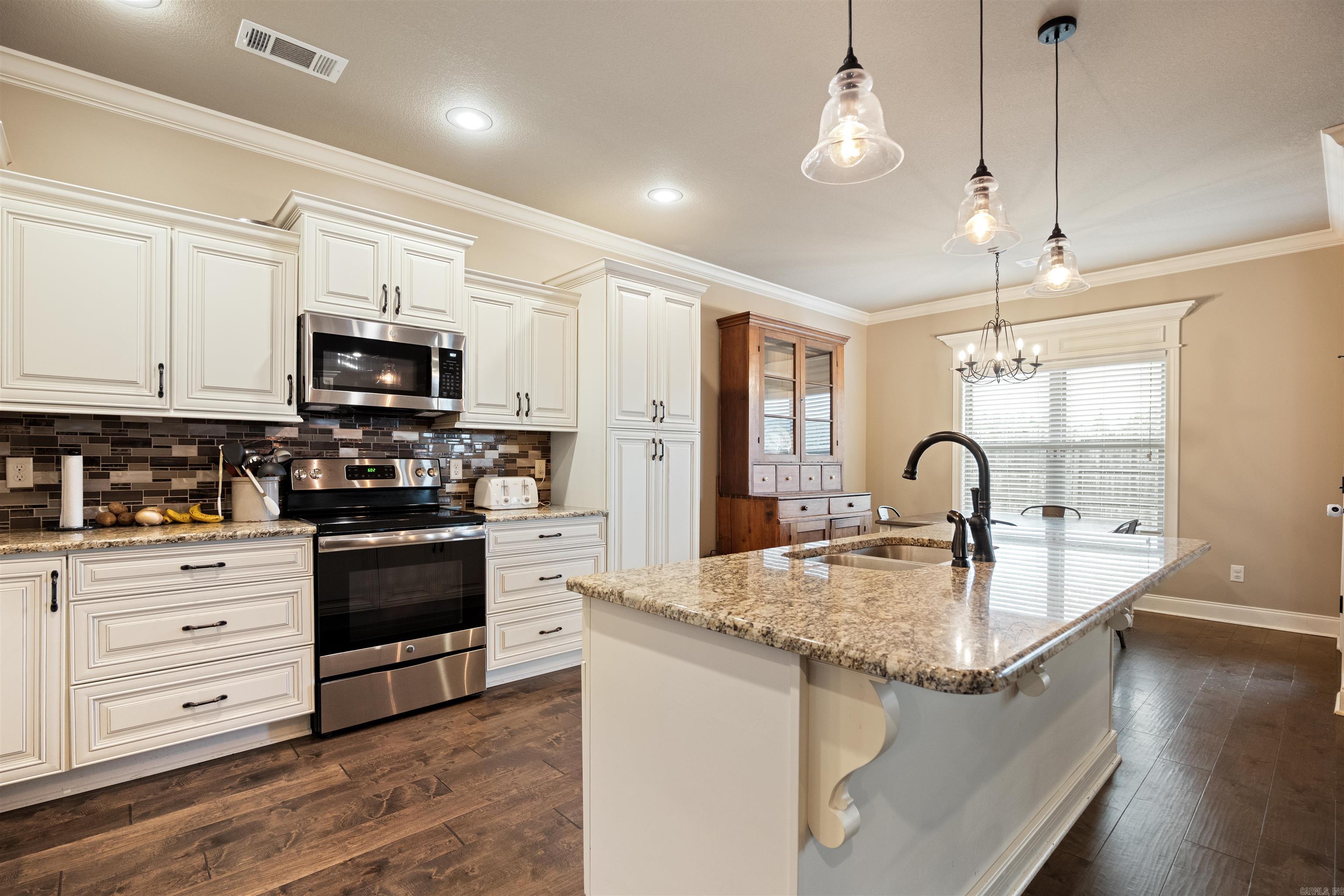 MERRELL ESTATES - Residential