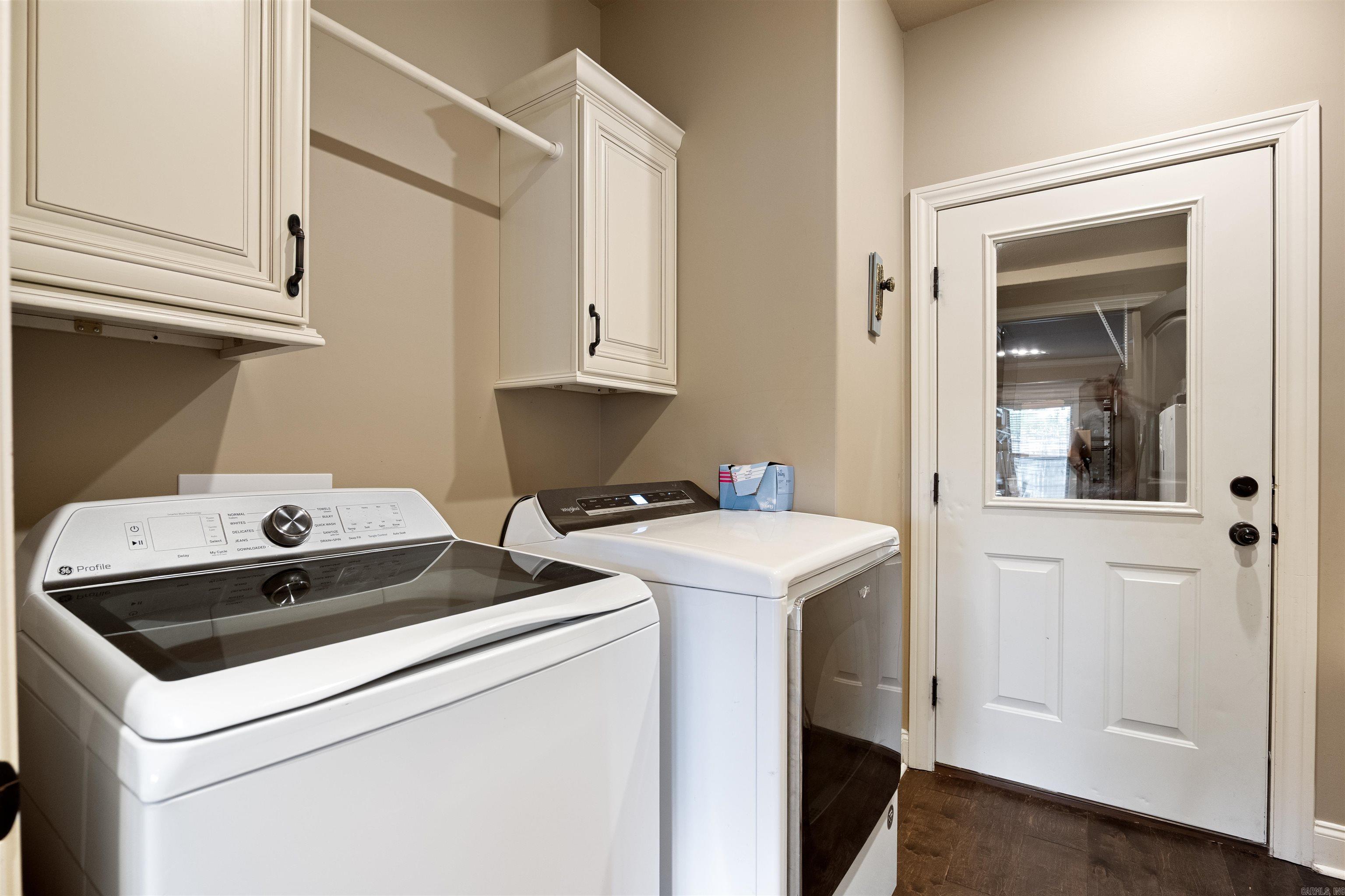 MERRELL ESTATES - Residential