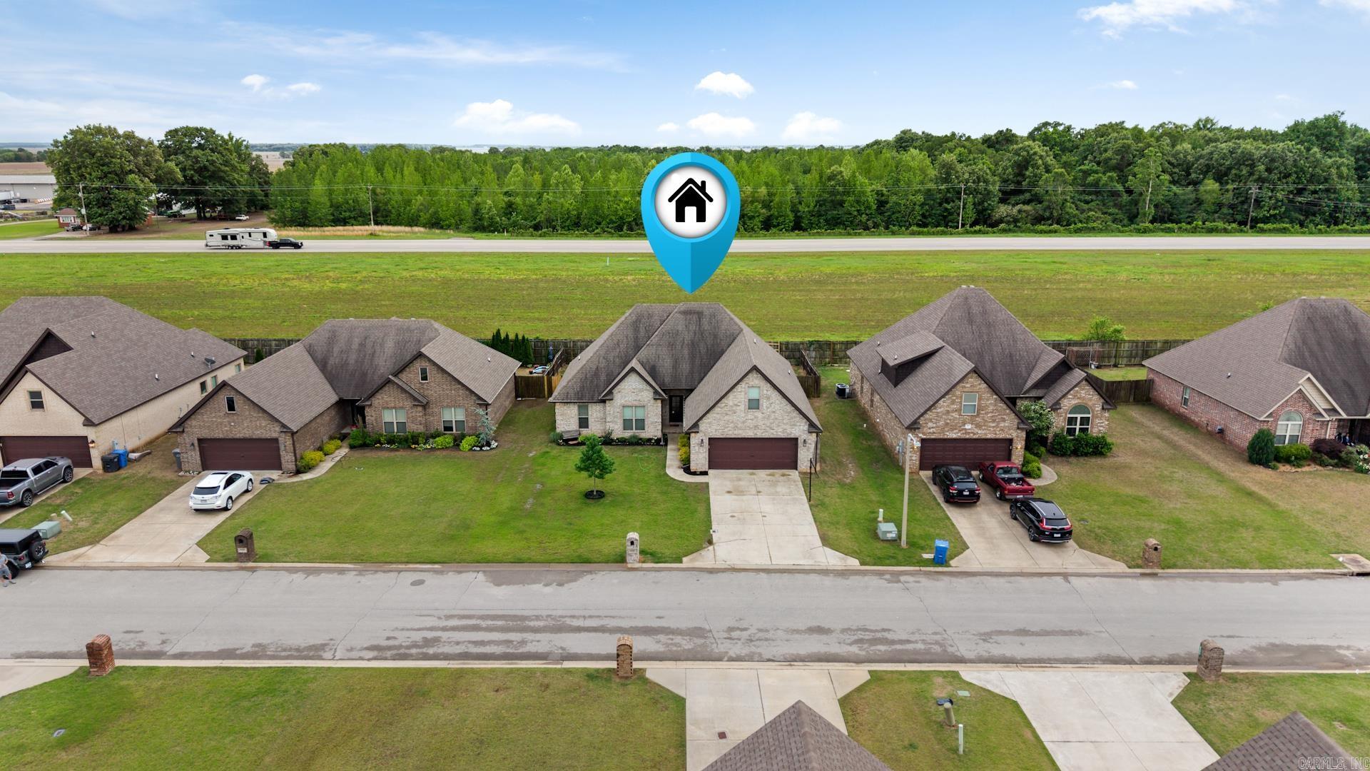 MERRELL ESTATES - Residential