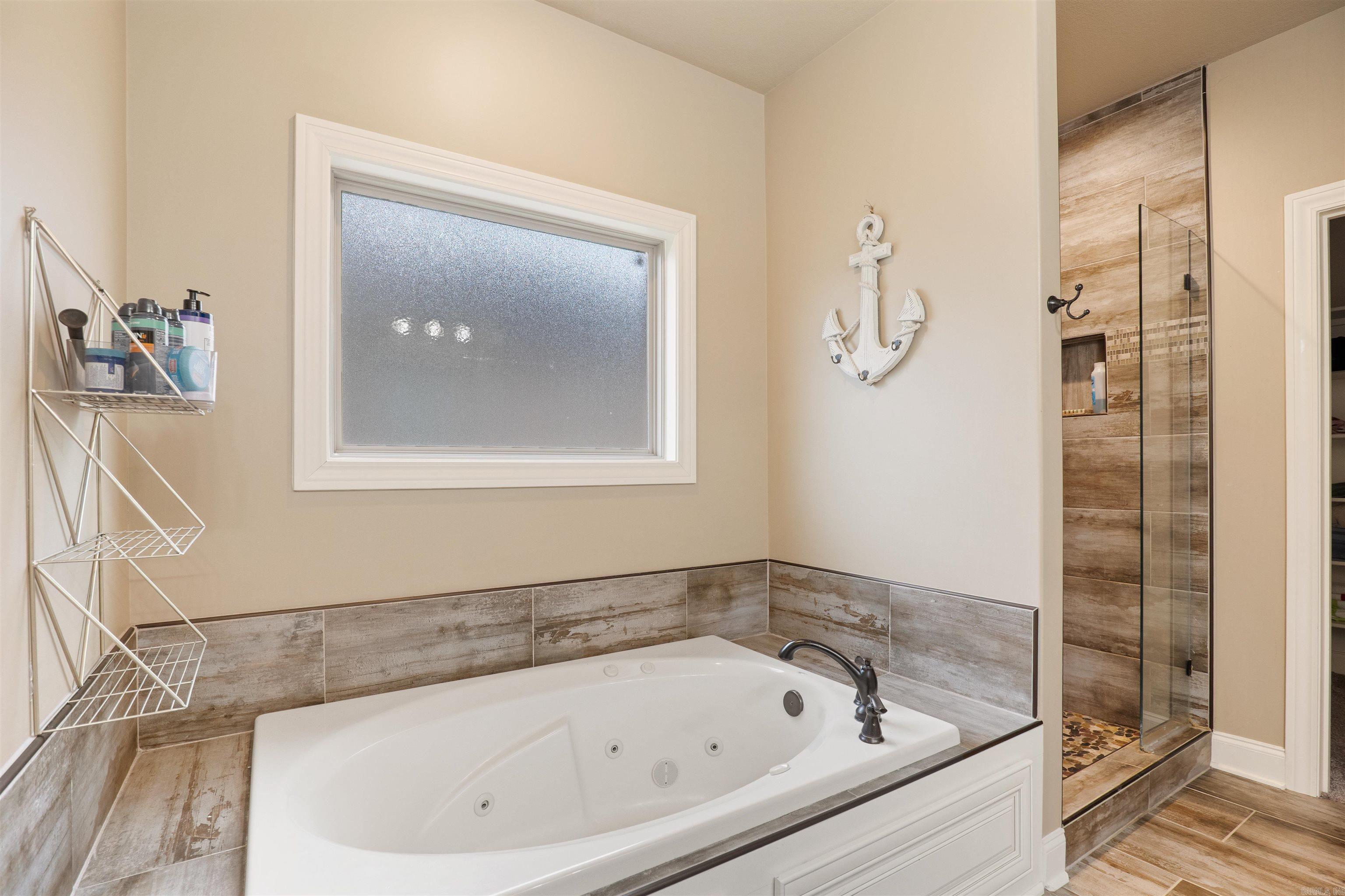 MERRELL ESTATES - Residential