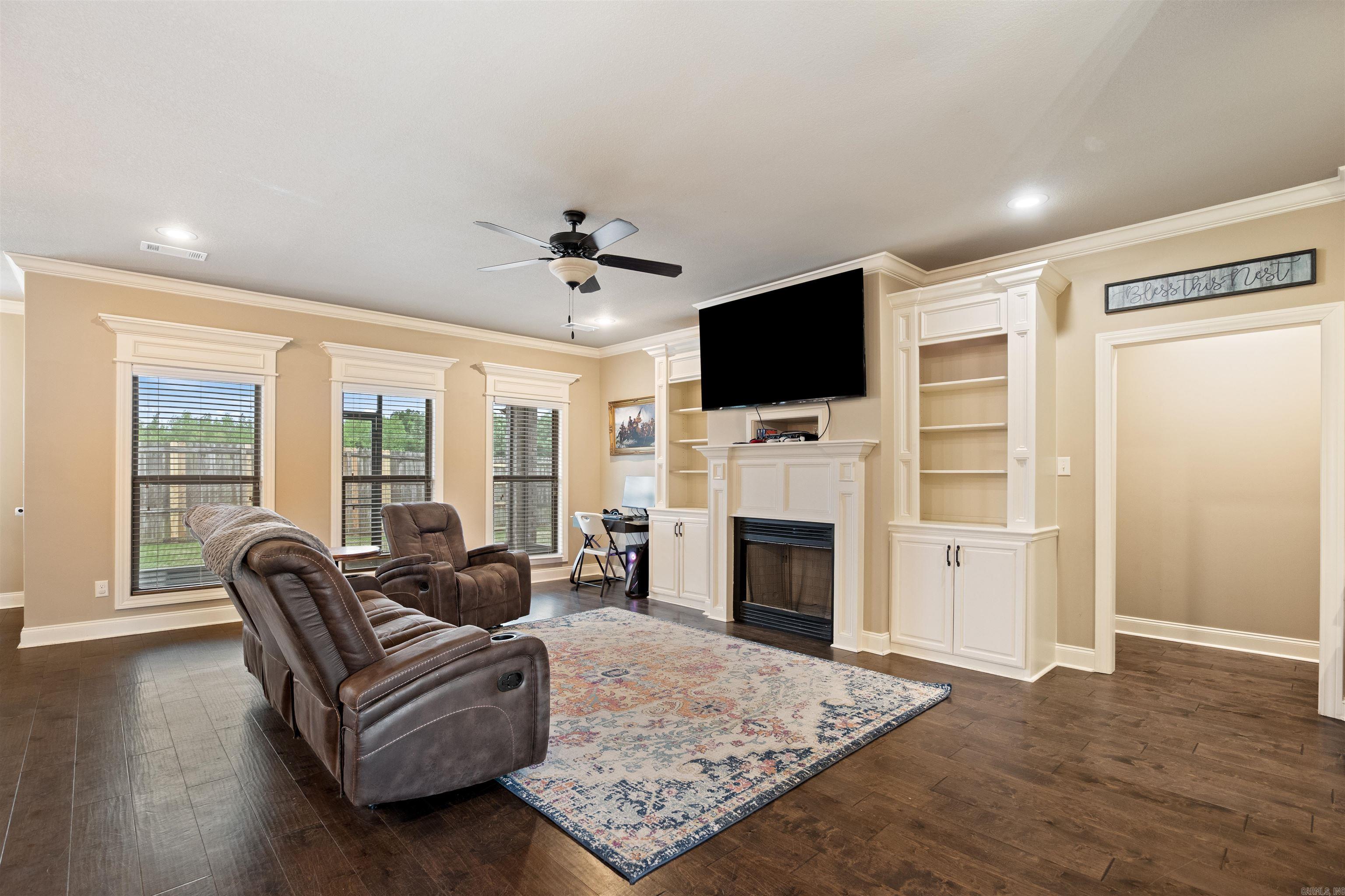 MERRELL ESTATES - Residential