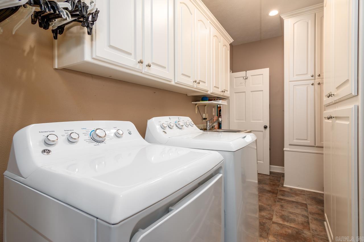 WOODRIDGE - Residential