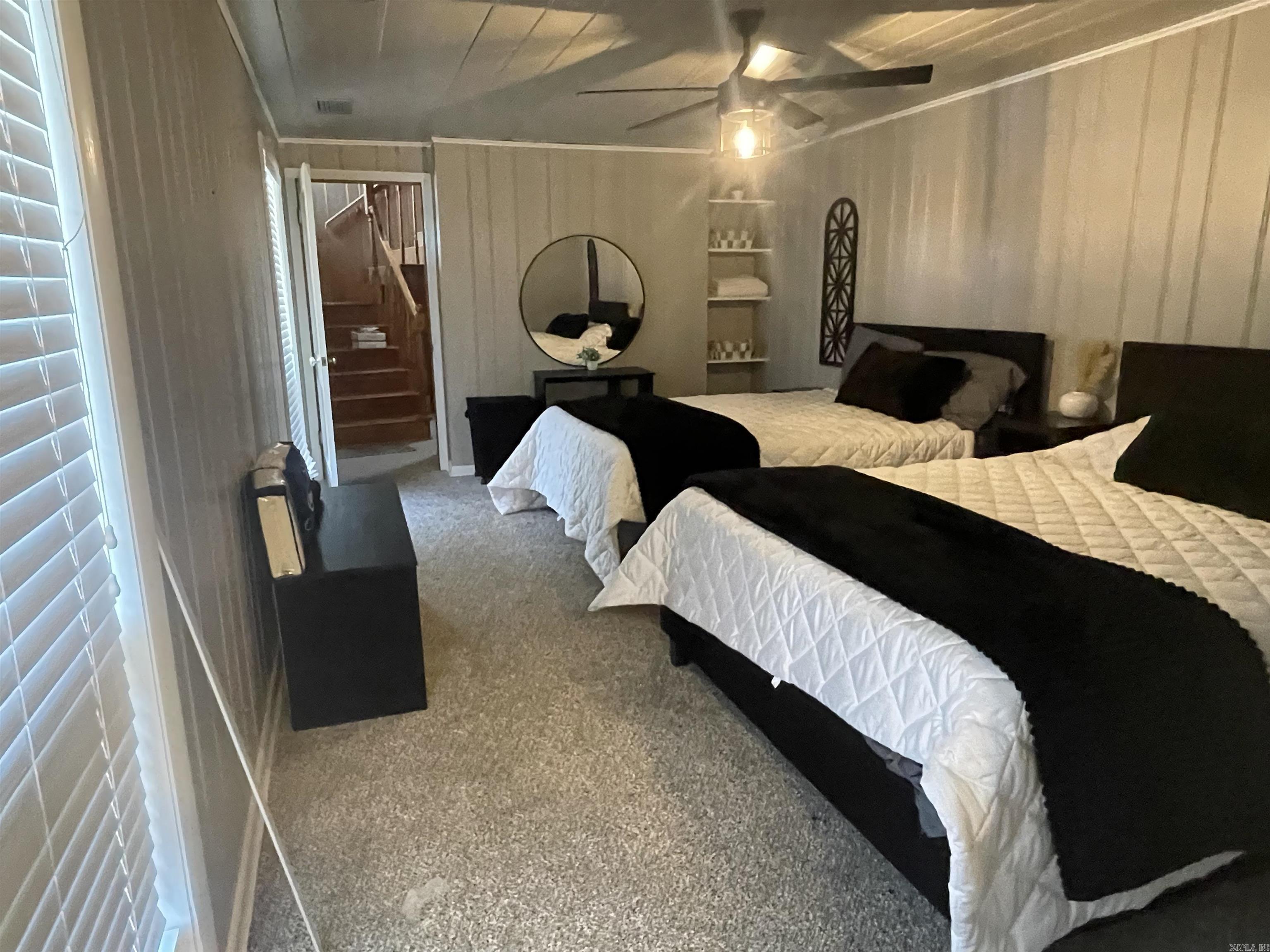 Knollwood - Residential