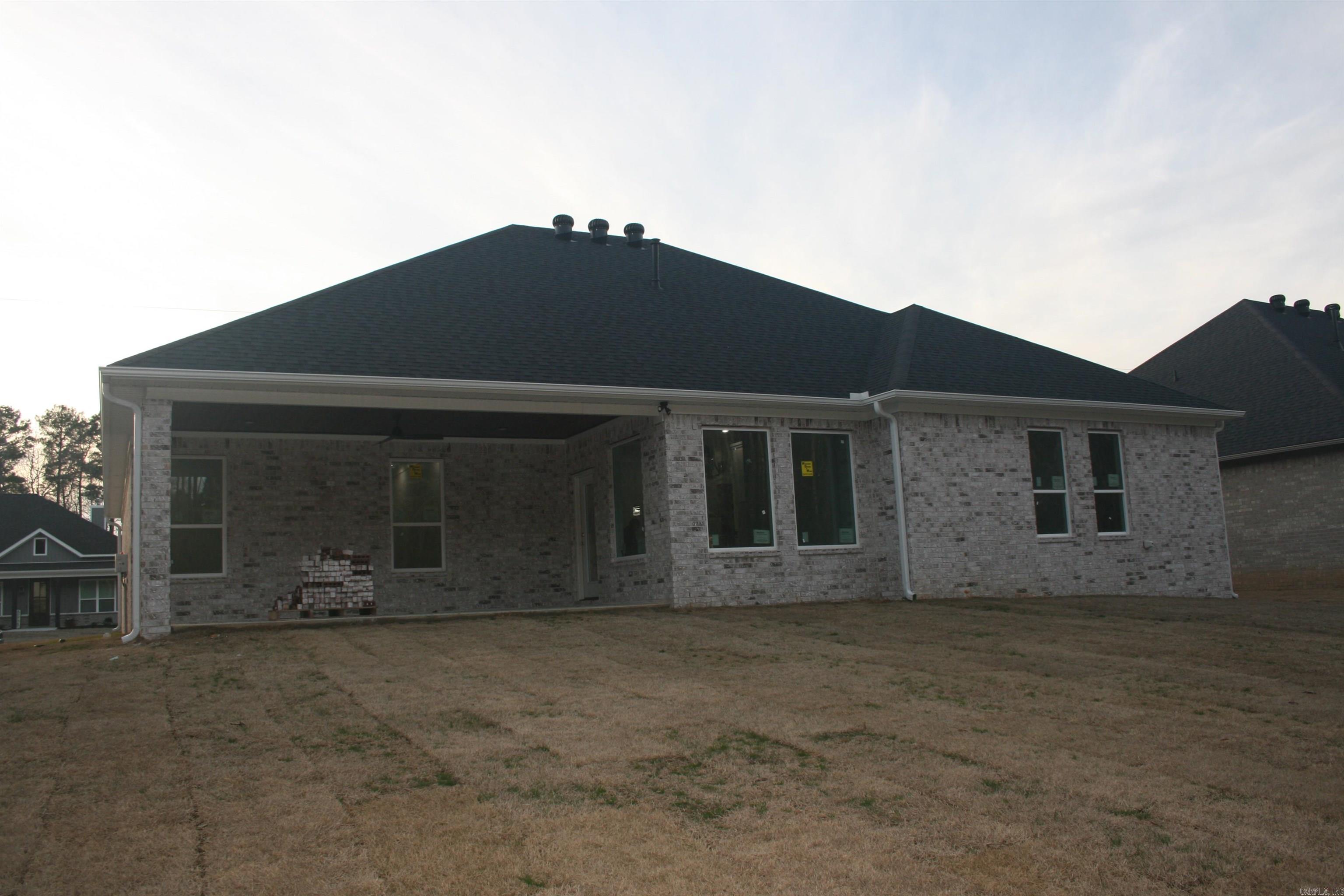 CREEKSIDE - Residential