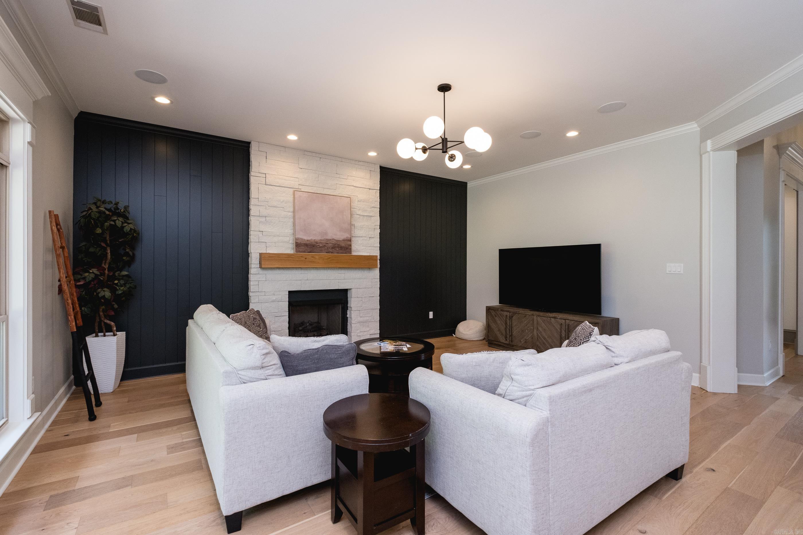 CHENAL VALLEY BELLE VALLEE THE C - Residential