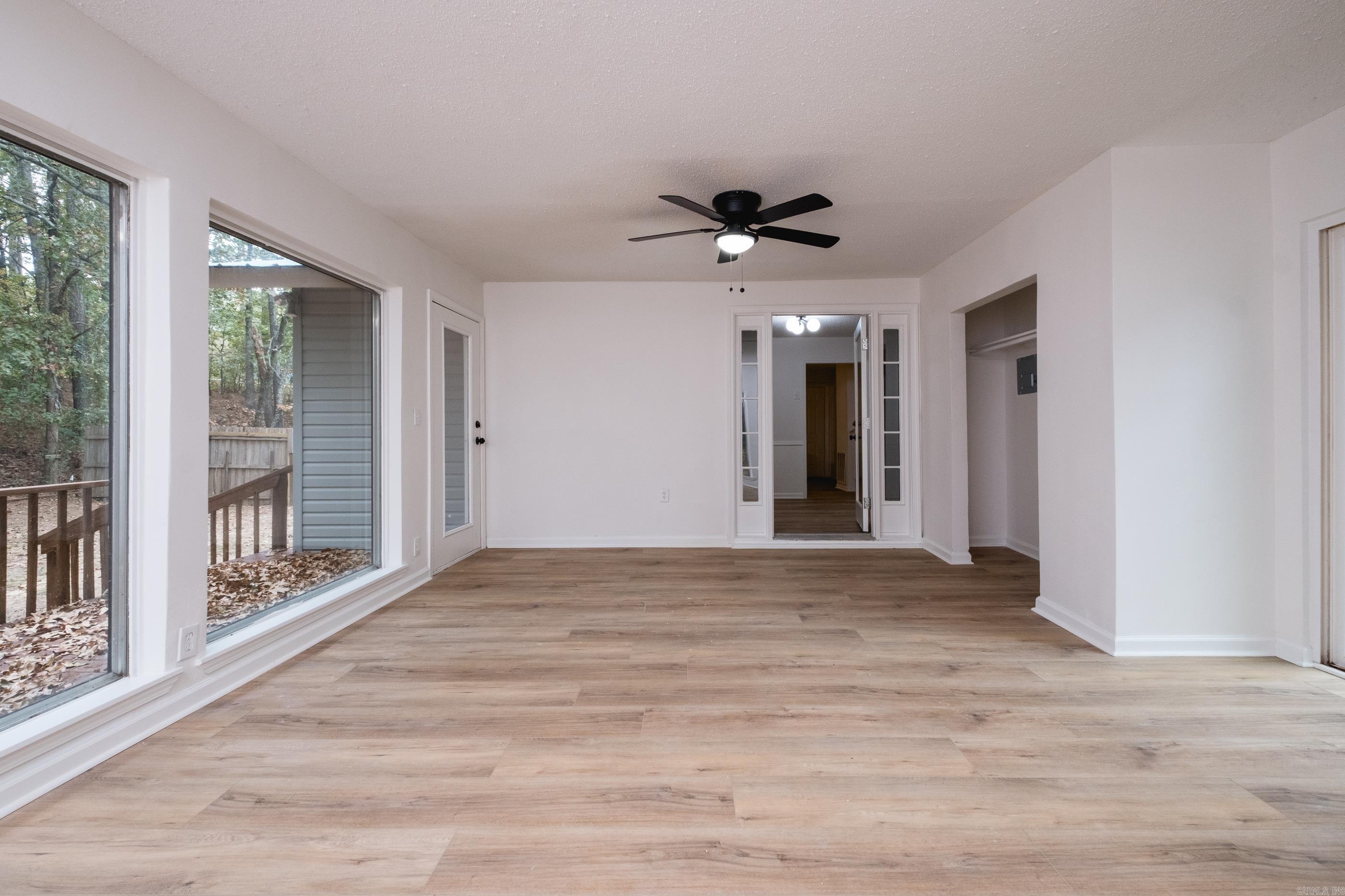 HUMMEL REPLAT OF SKYWAY - Residential