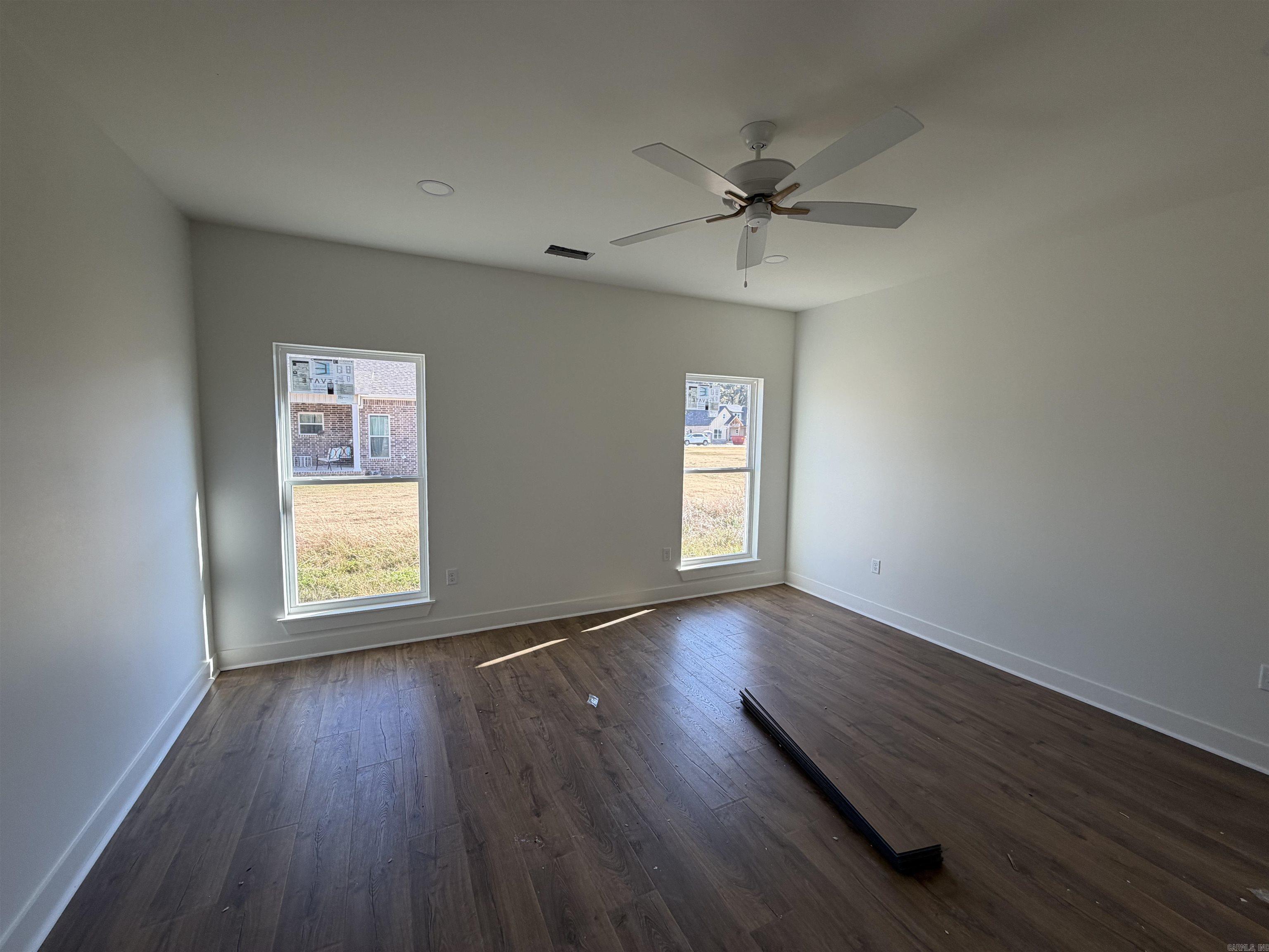 SUNSET LANDING - Residential