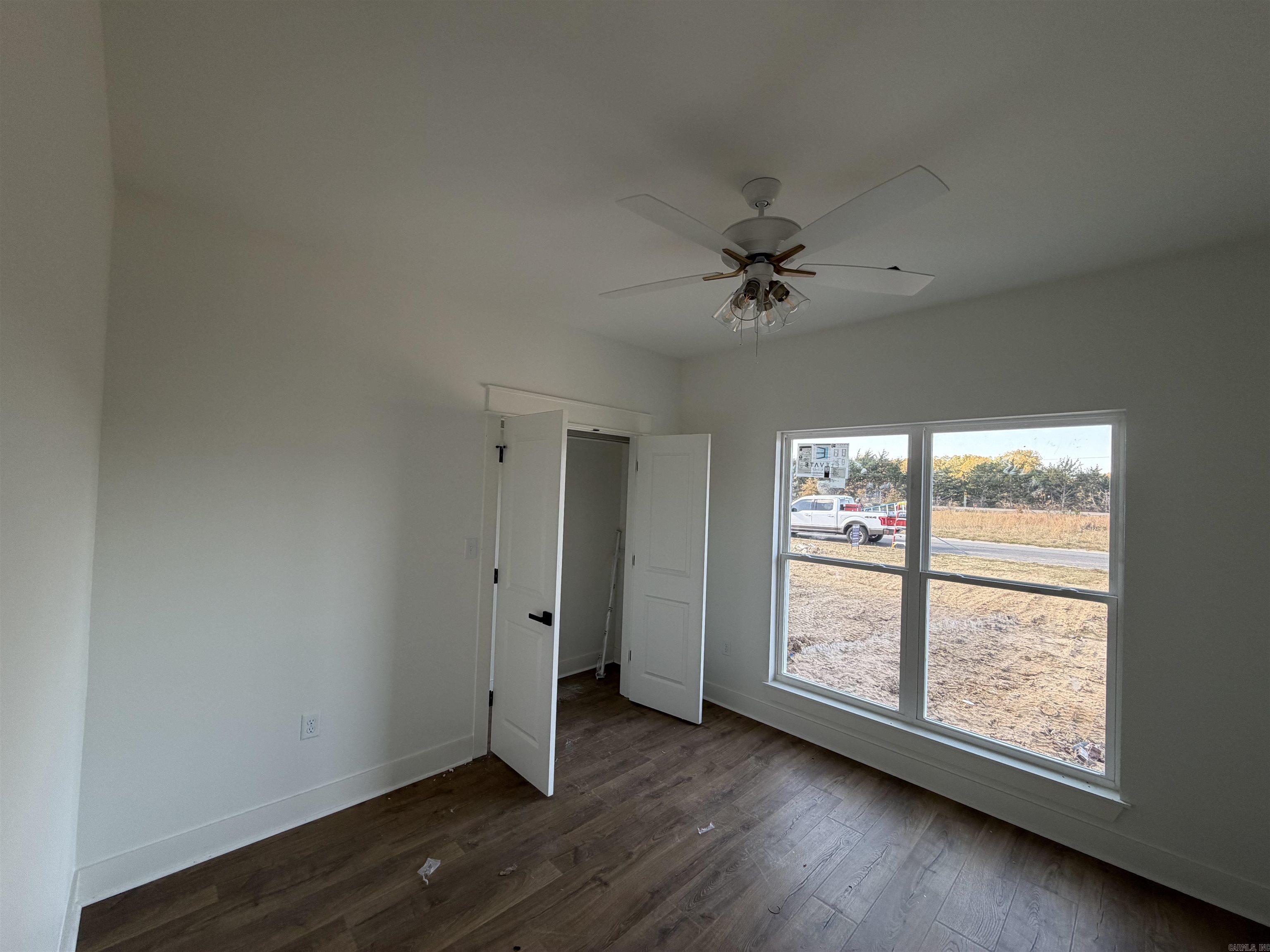 SUNSET LANDING - Residential