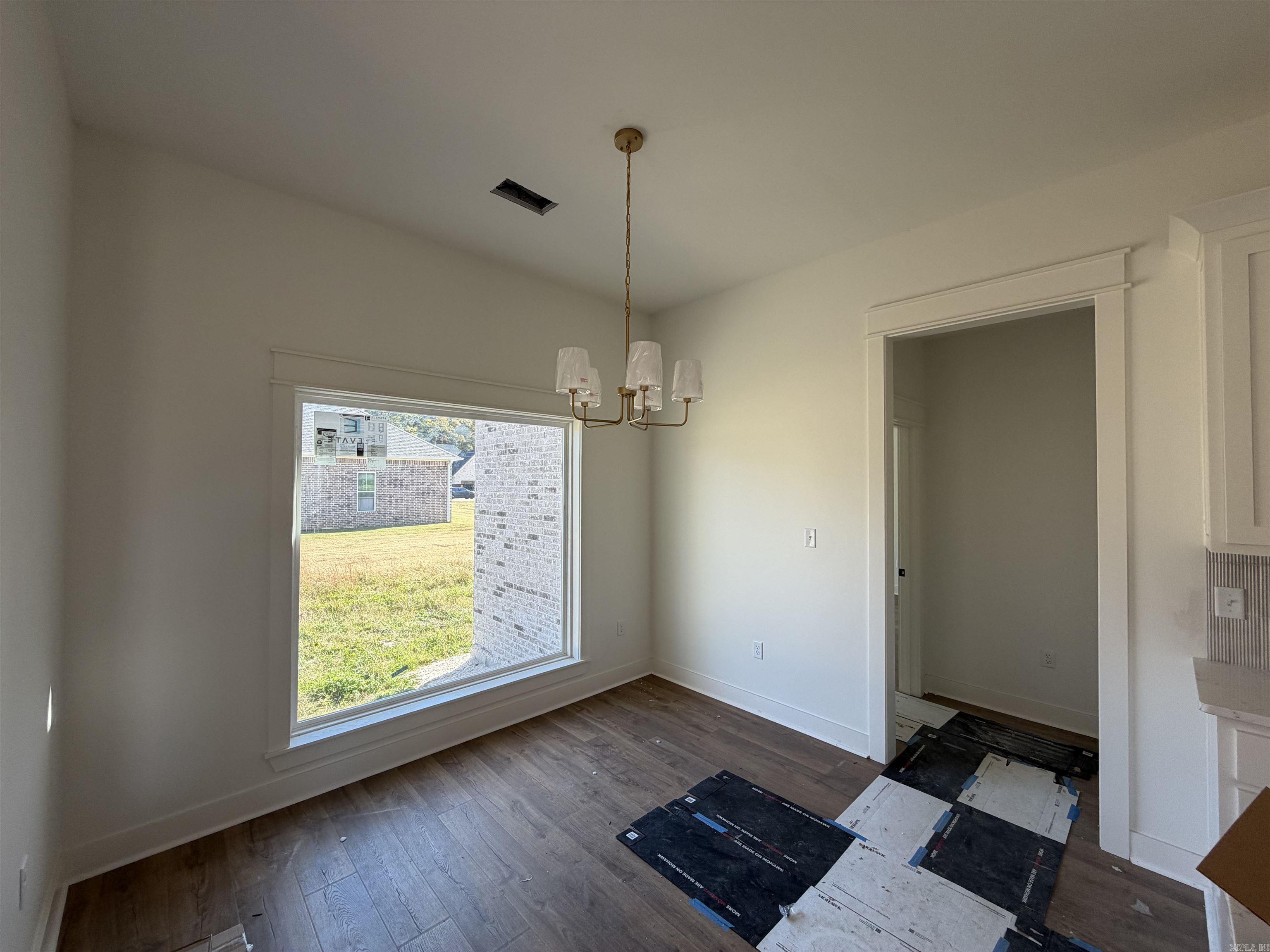 SUNSET LANDING - Residential