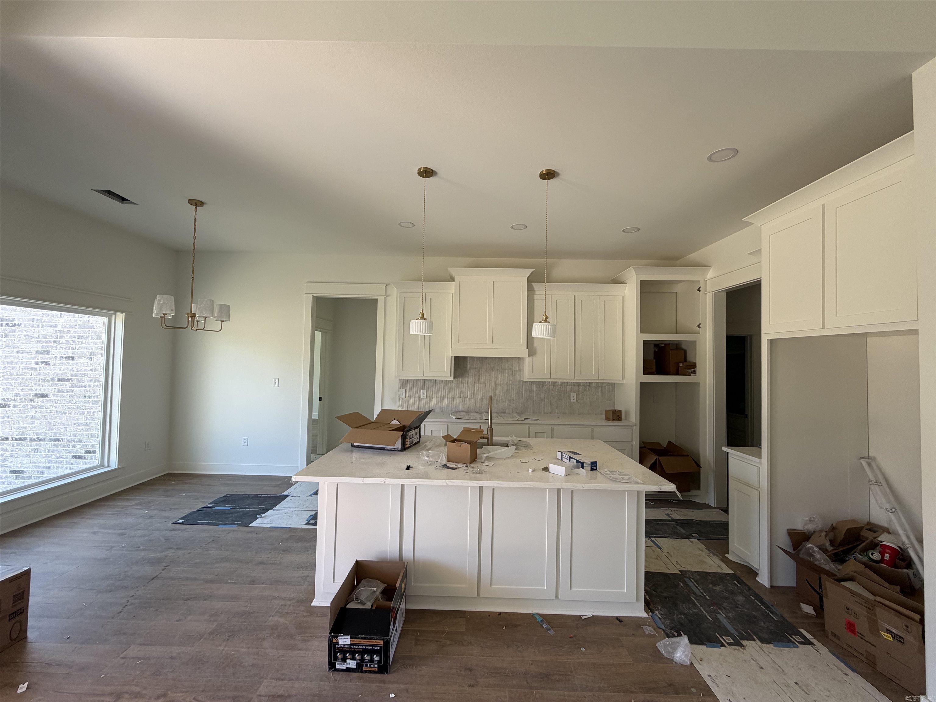 SUNSET LANDING - Residential