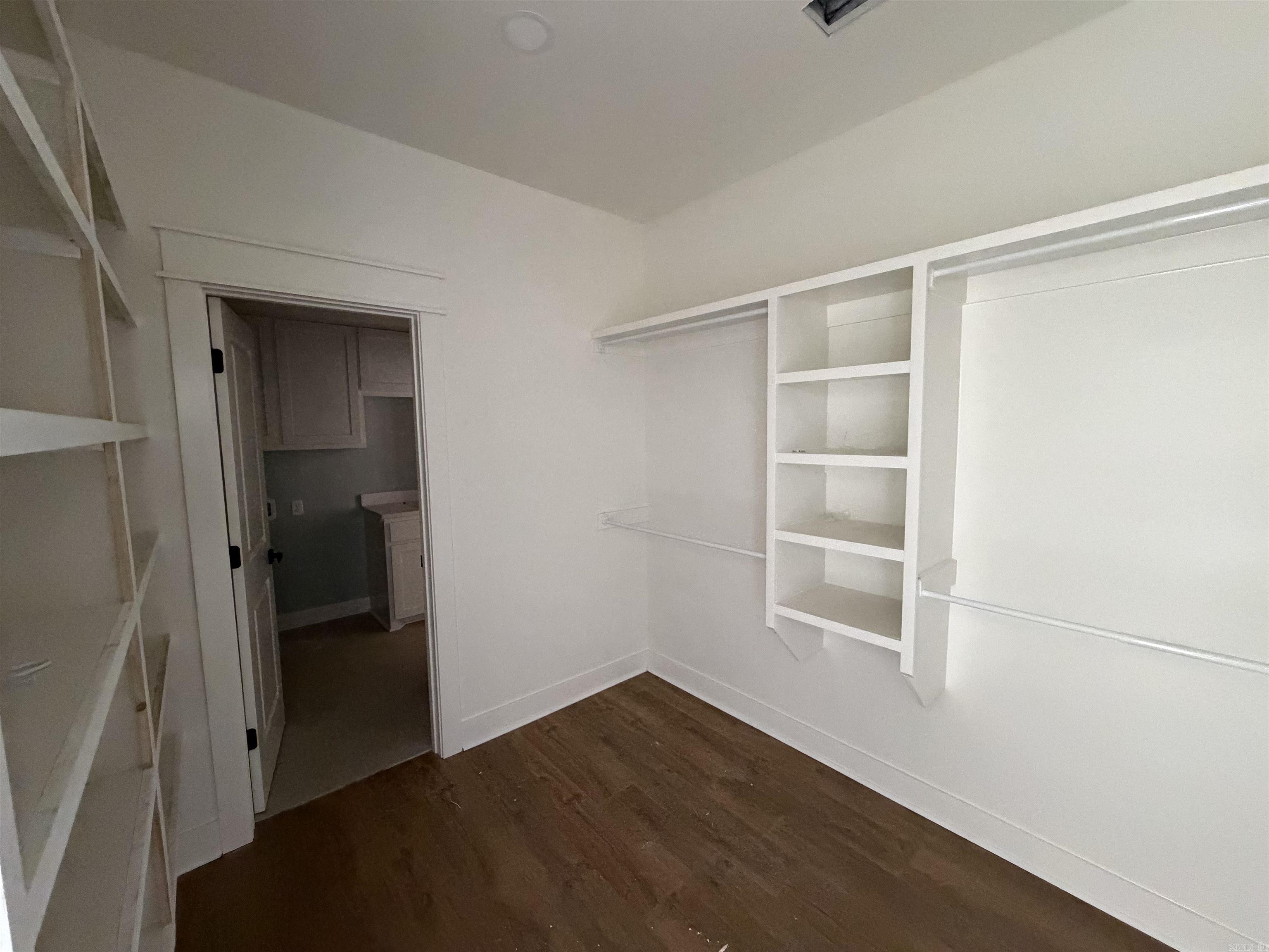 SUNSET LANDING - Residential