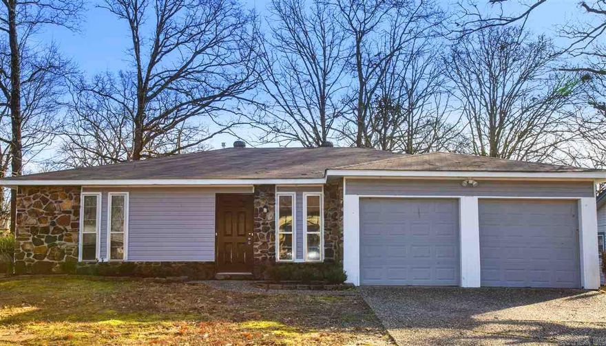 Come check out this really cute newly renovated home in Sherwood ! New flooring and paint . New kitchen and appliances! Great Location !  Move in ready !