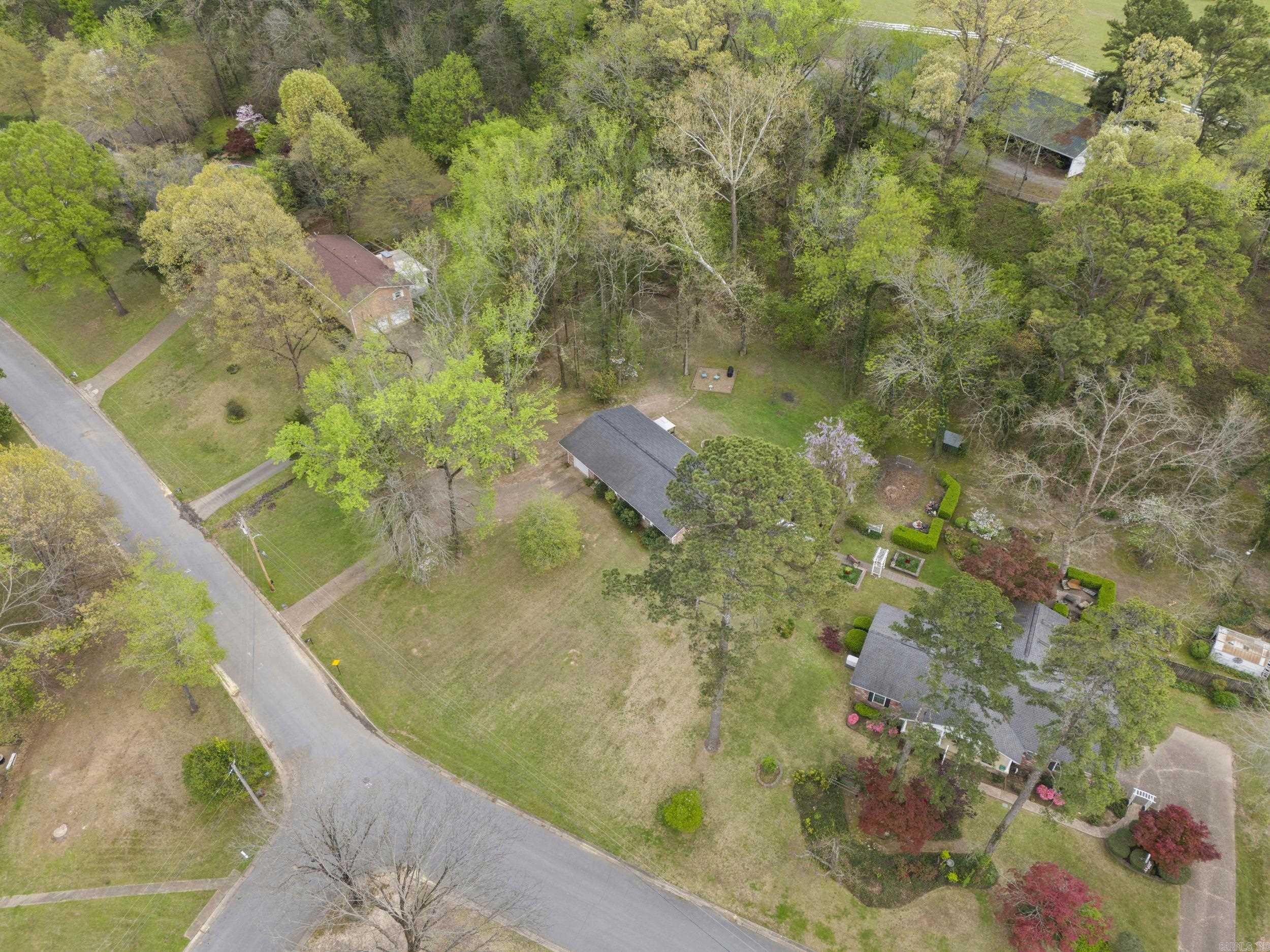 VALLEY CLIFF - Residential