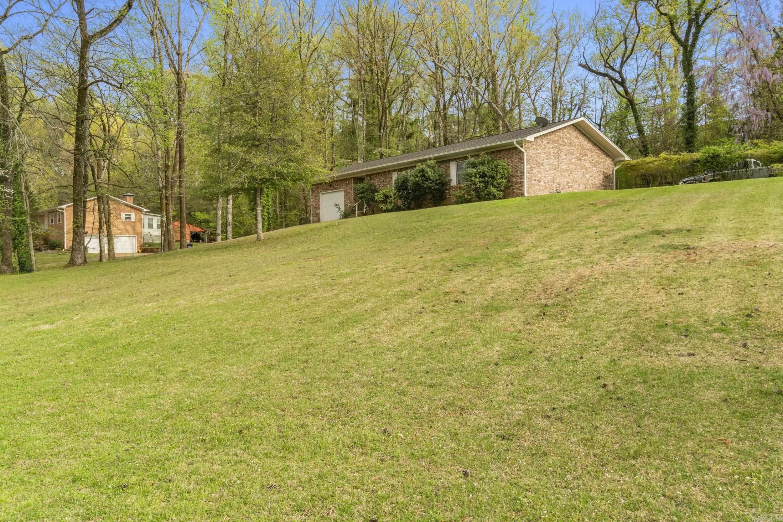 VALLEY CLIFF - Residential