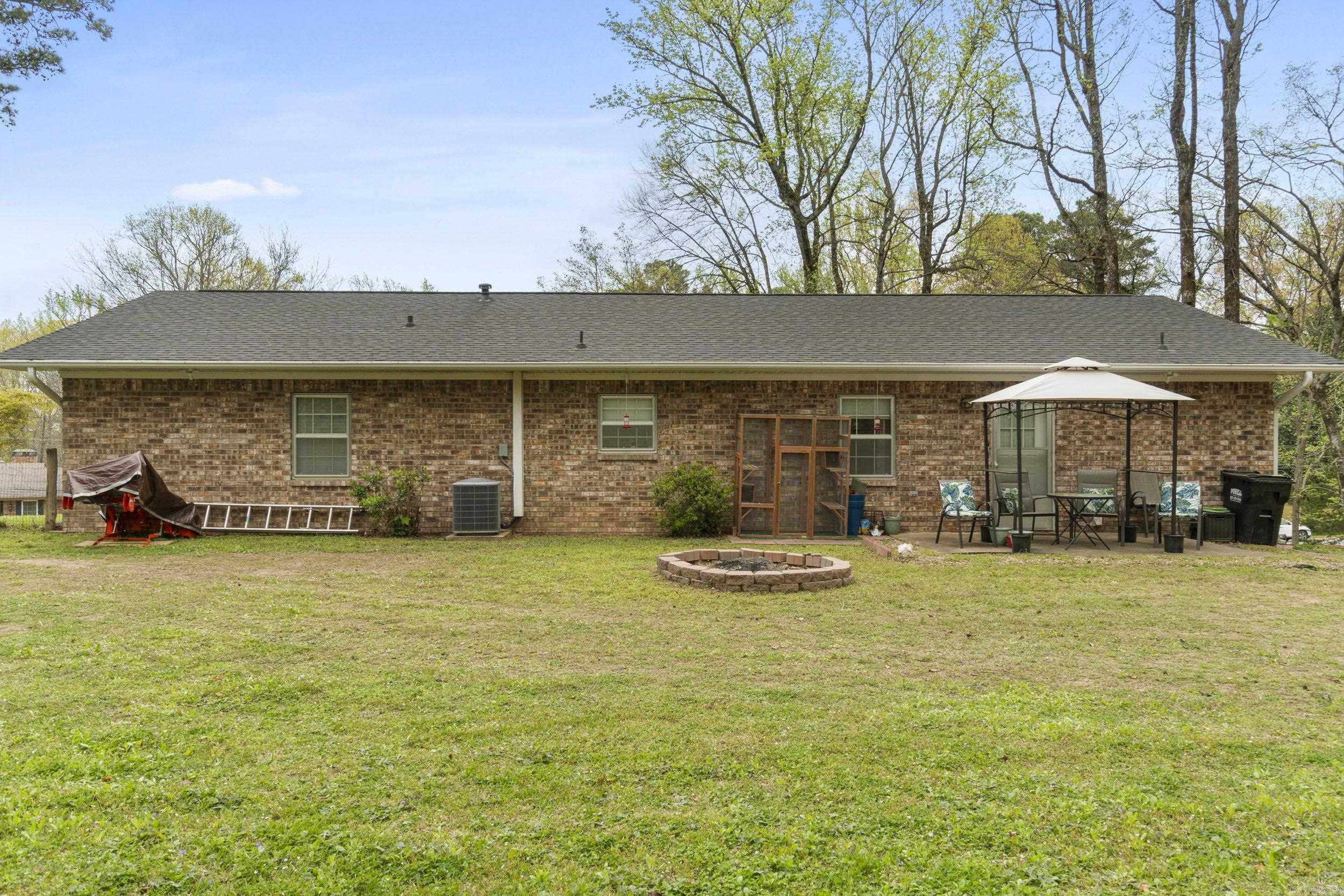 VALLEY CLIFF - Residential