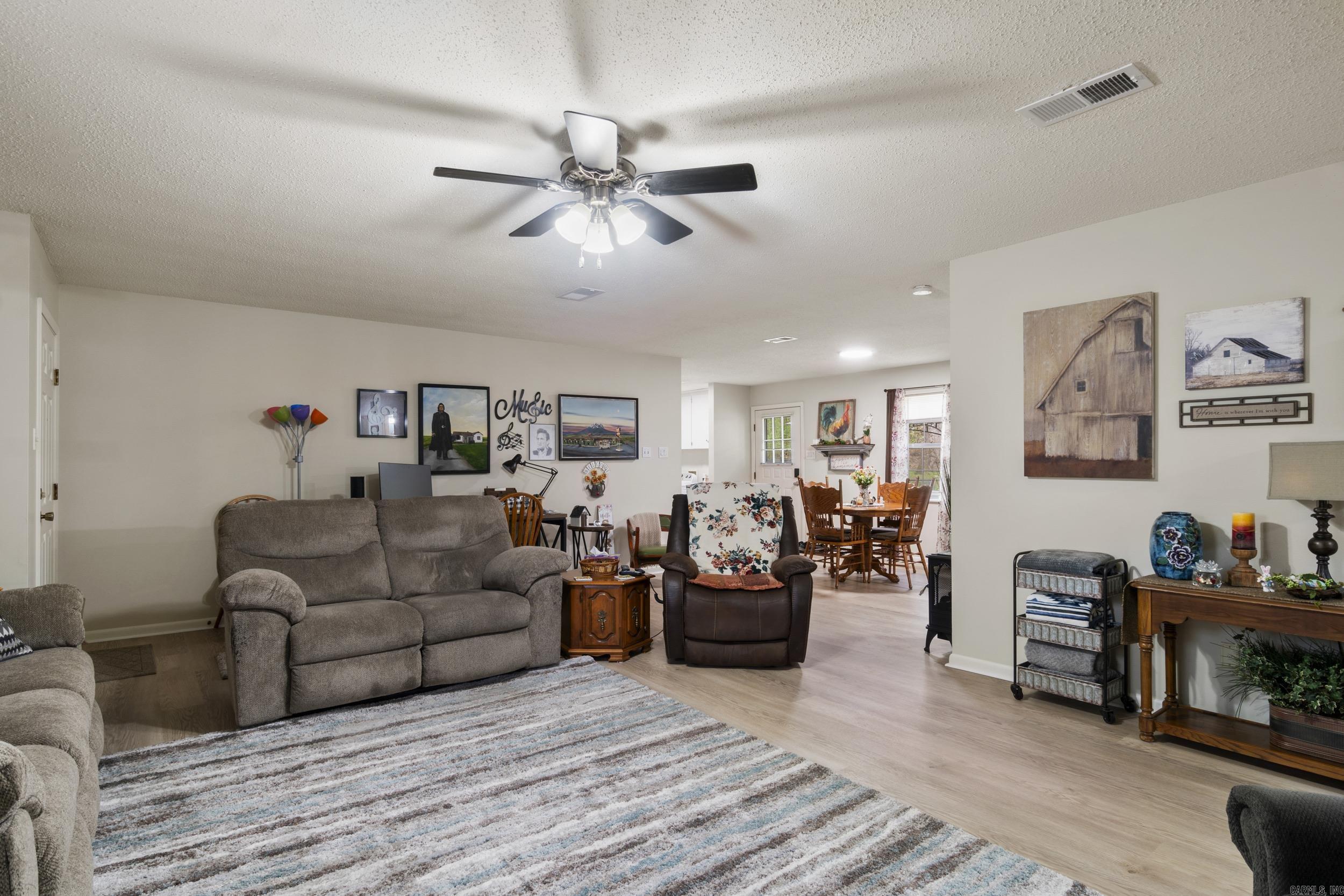 VALLEY CLIFF - Residential