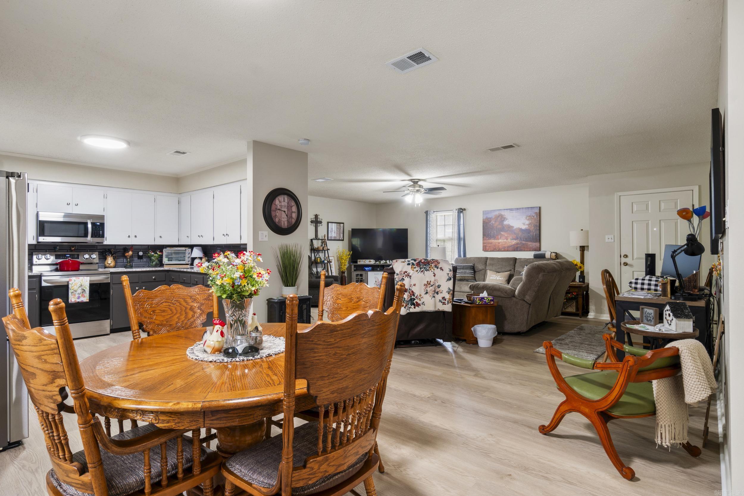 VALLEY CLIFF - Residential