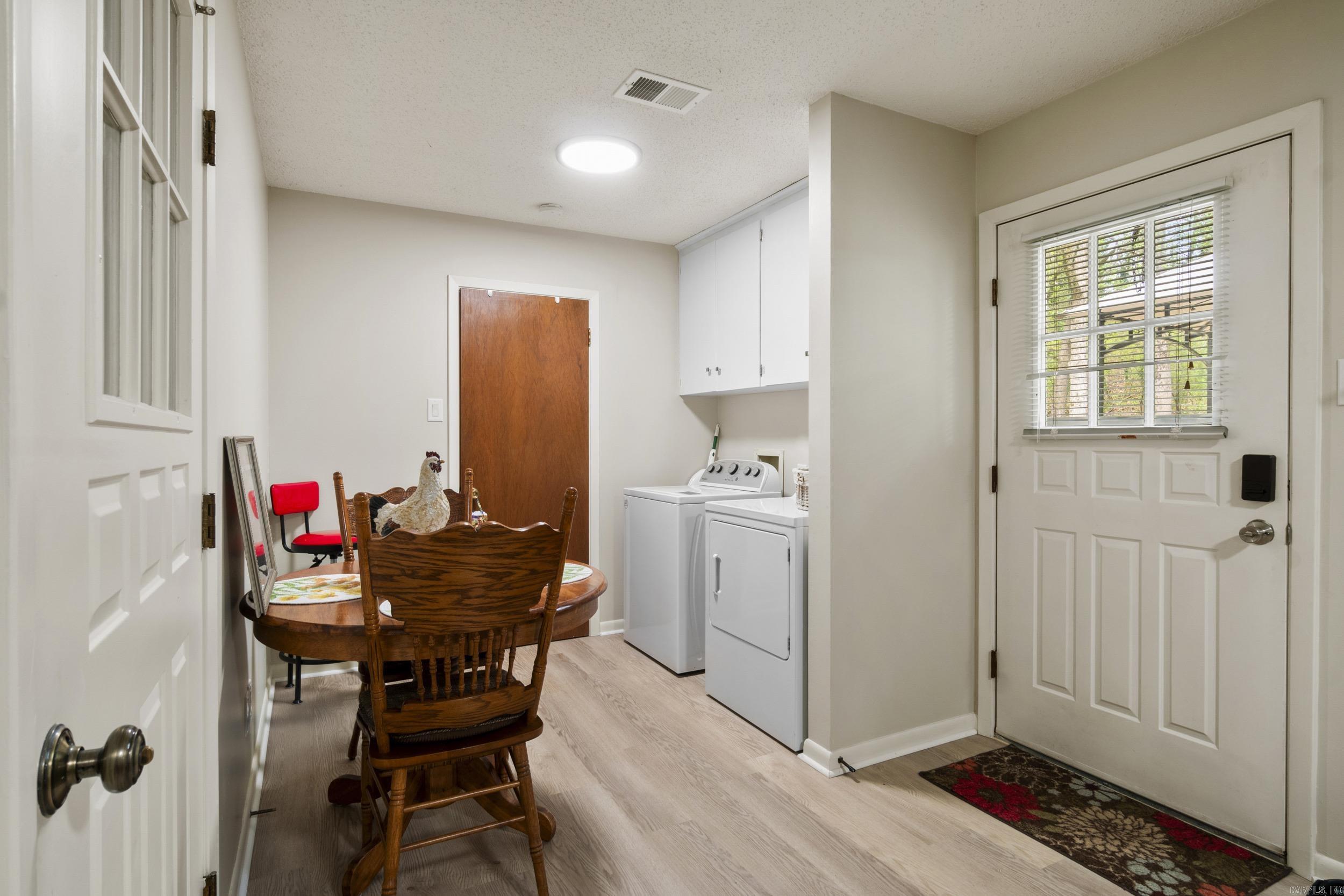 VALLEY CLIFF - Residential