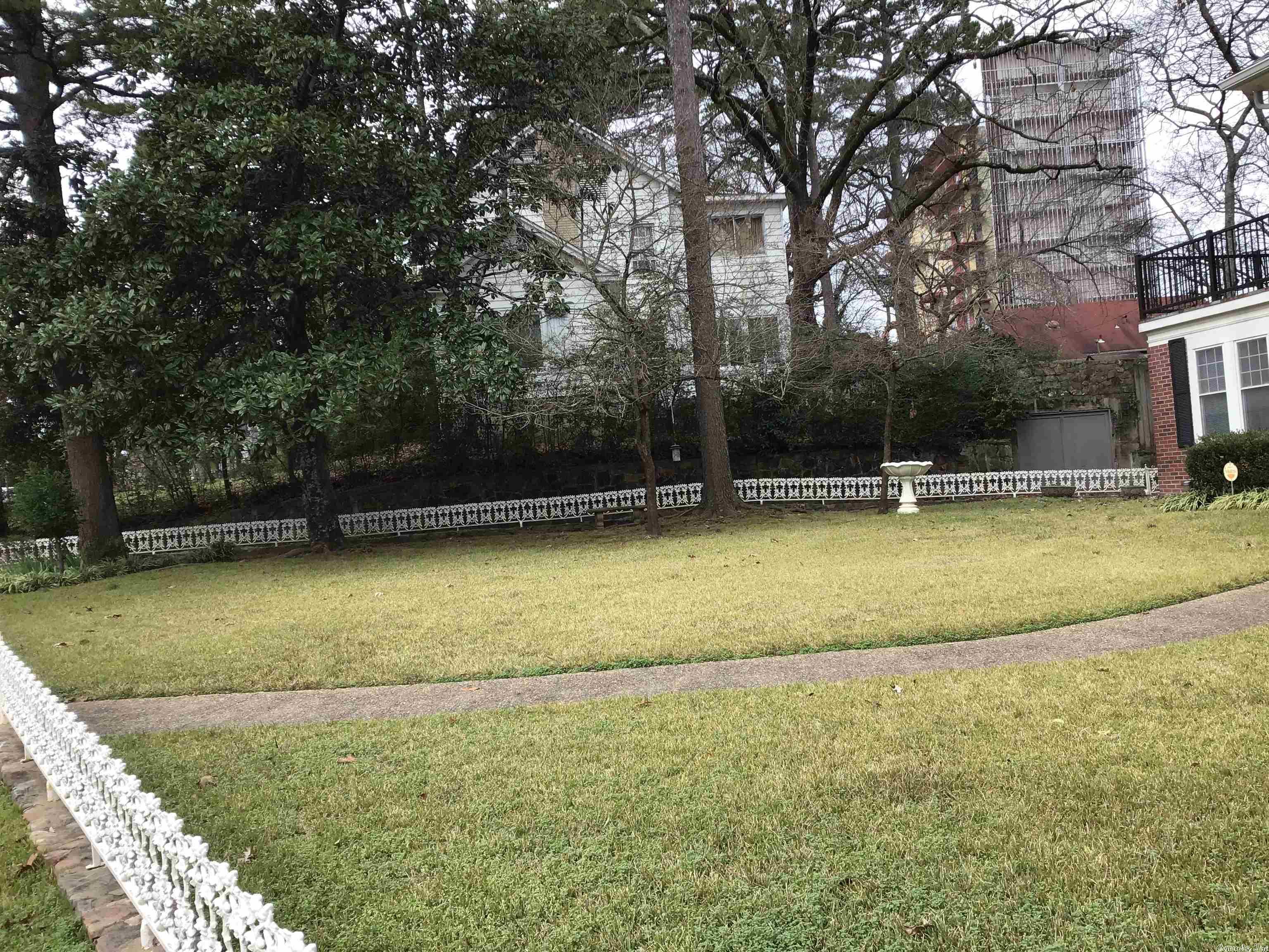 TRIVISTA - Residential