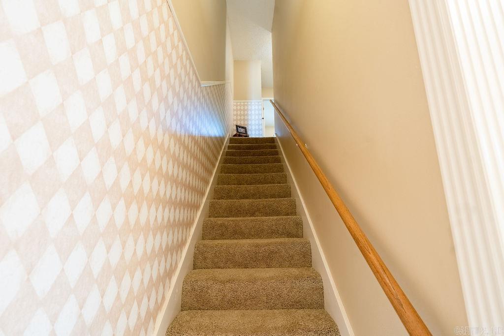 LAKEWOOD HILLS CONDO - Residential