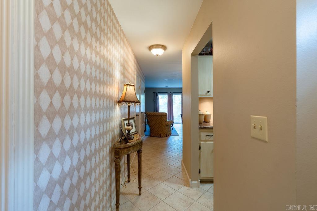 LAKEWOOD HILLS CONDO - Residential