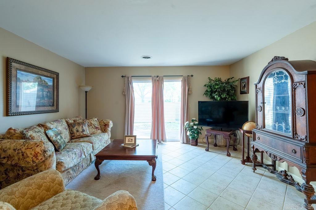 LAKEWOOD HILLS CONDO - Residential