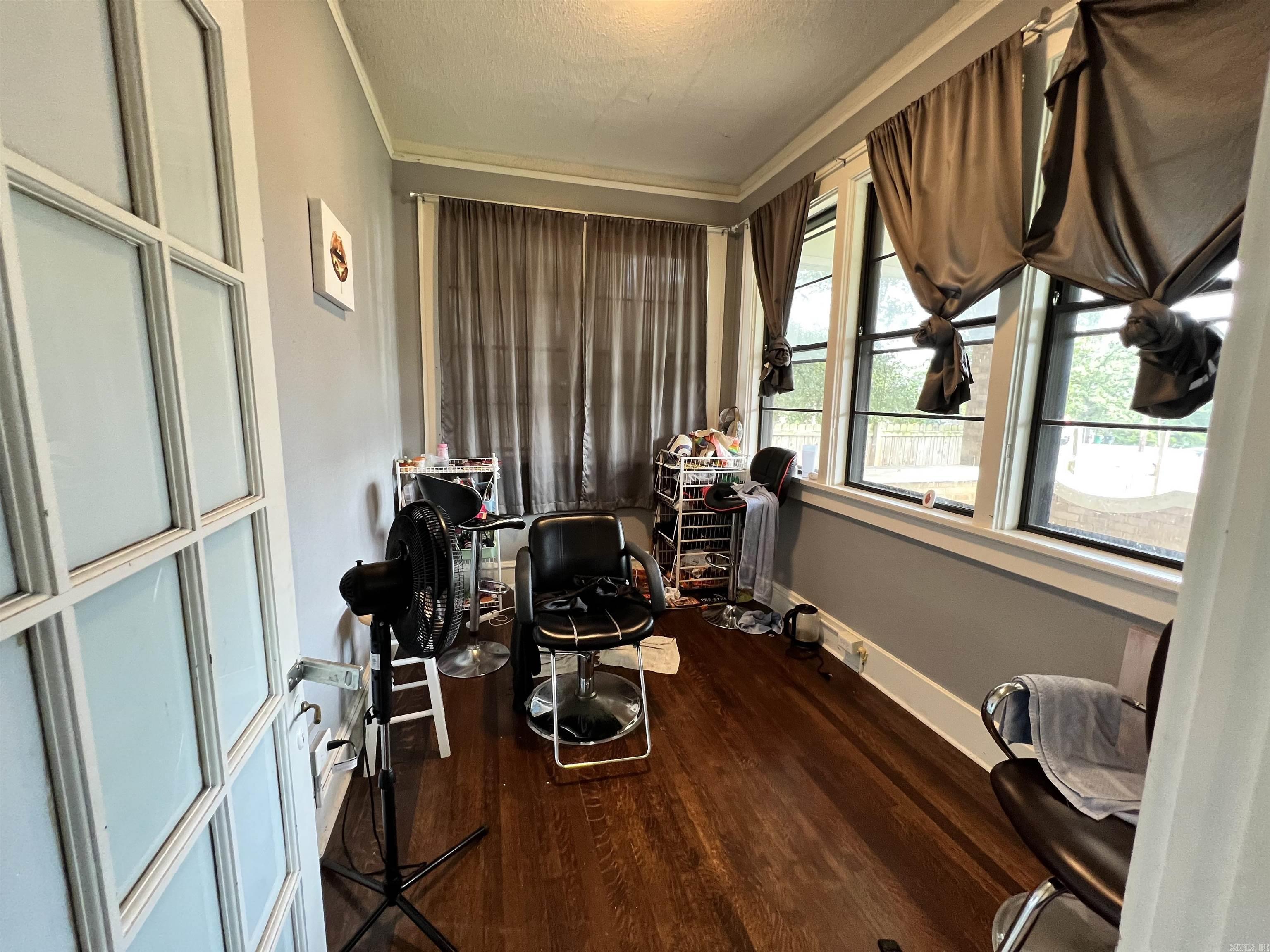 SAXONS DR R L - Residential