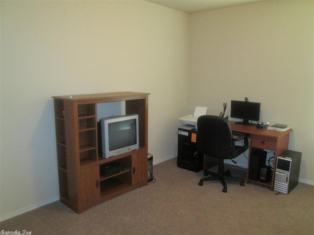 PARKWAY MEADOWS - Residential