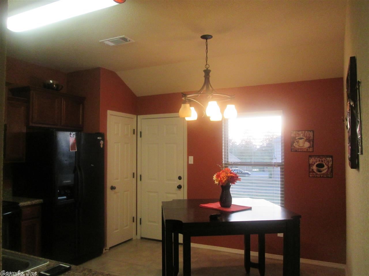 PARKWAY MEADOWS - Residential