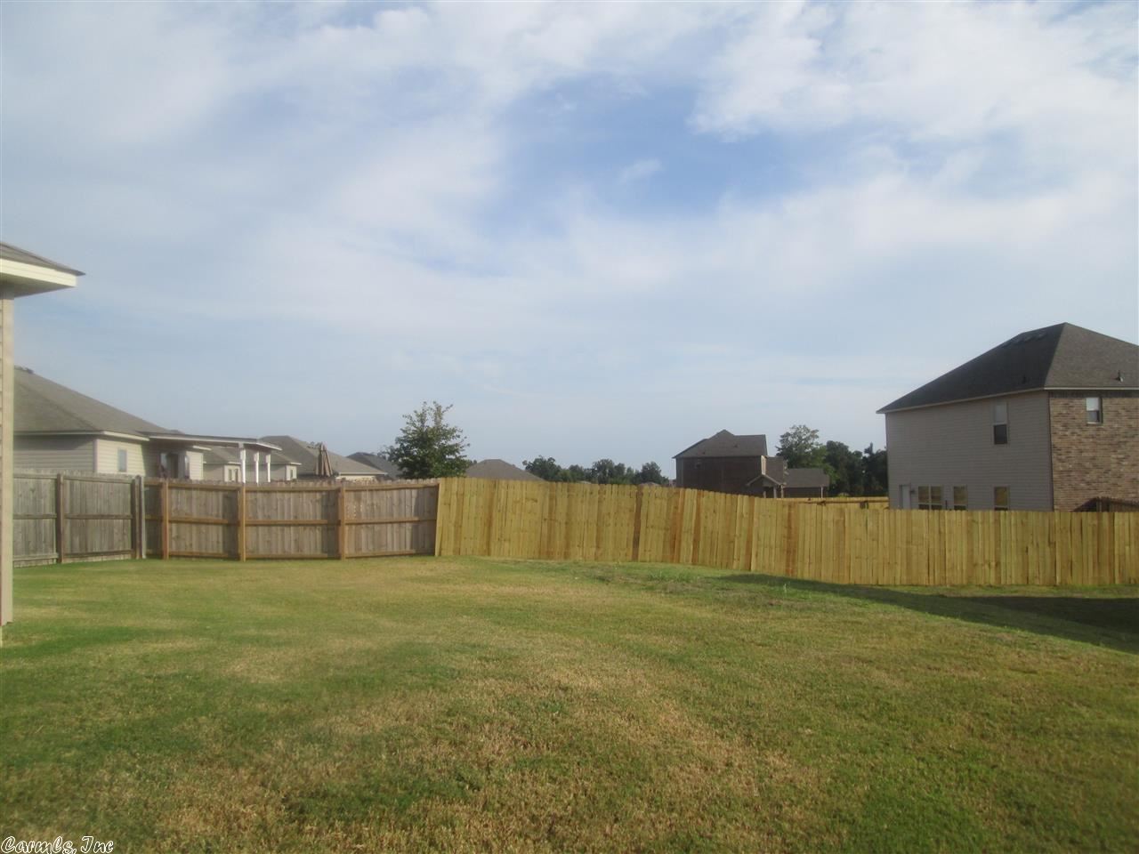 PARKWAY MEADOWS - Residential